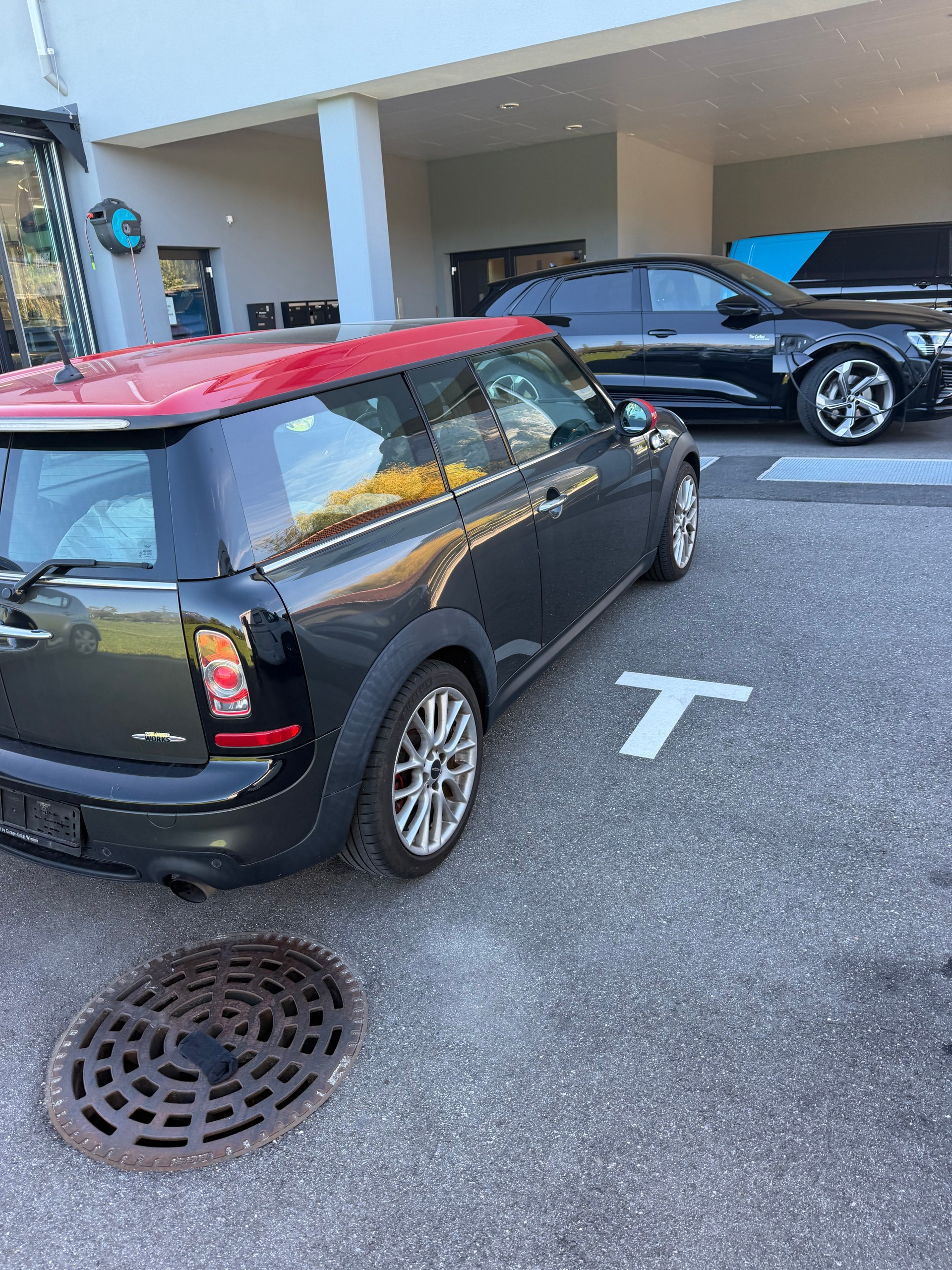 MINI Clubman Cooper John Cooper Works-image-6