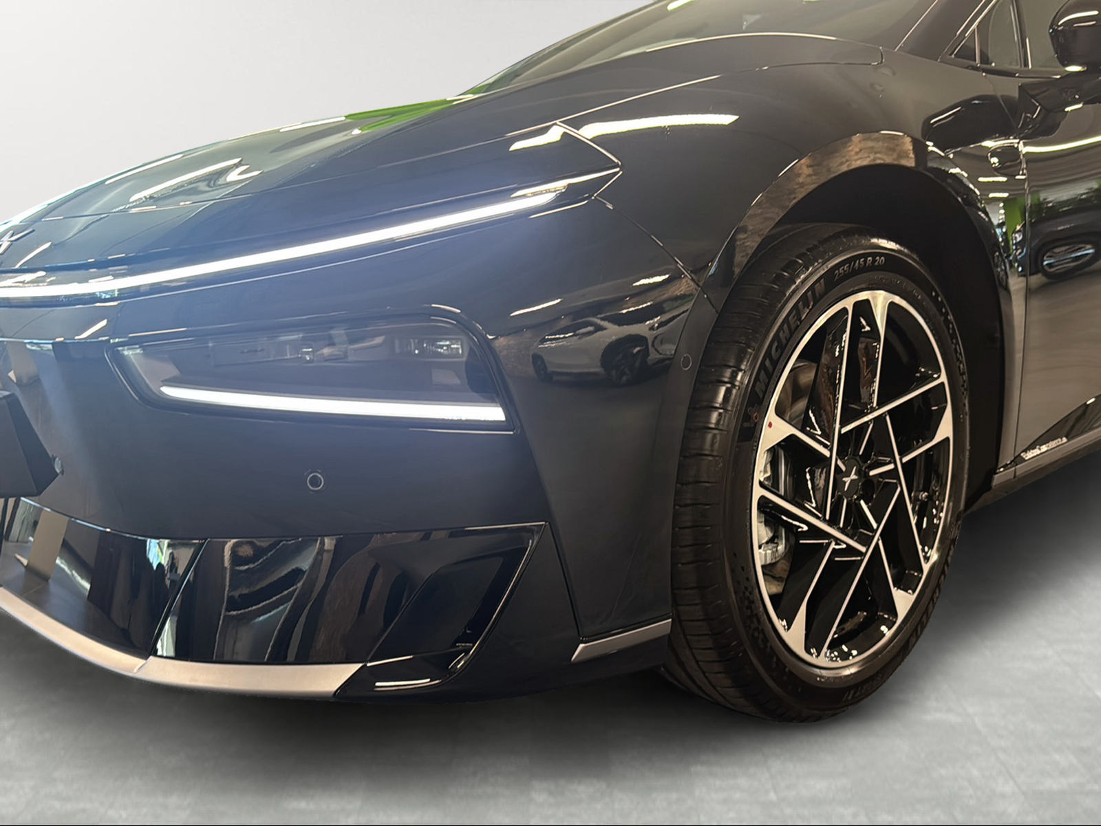 XPENG P7+ 75kWh Performance AWD-image-10