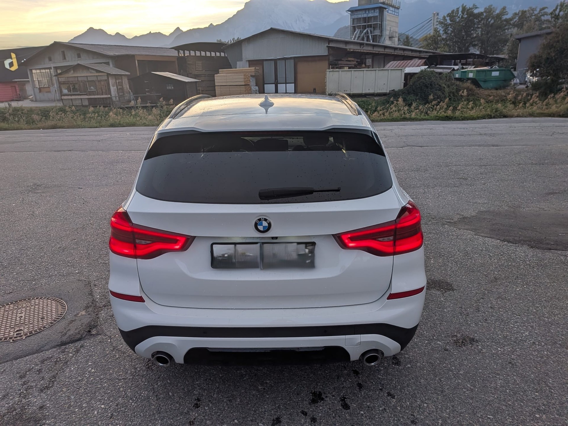 BMW 20d xDrive-image-1