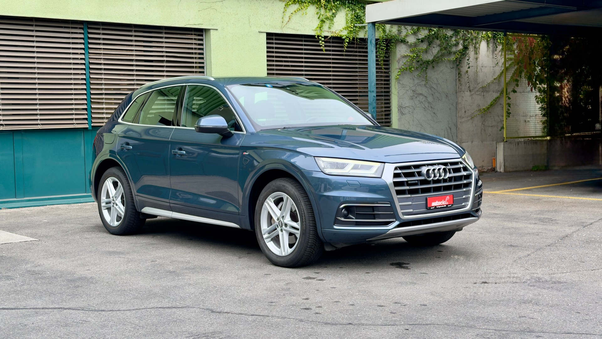 AUDI Q5 2.0 TDI sport quattro S-tronic-image-6