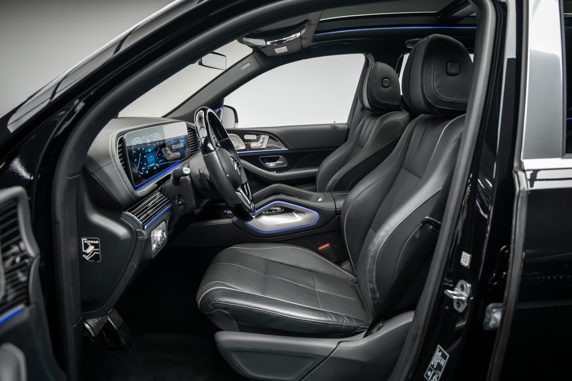 MERCEDES-BENZ GLS 600 MAYBACH * FIRST-CLASS FOND * KÜHLSCHRANK * KLAPPTISCHE * 24" SCHMIEDERÄDER * VOLL AUSSTATTUNG *-image-11