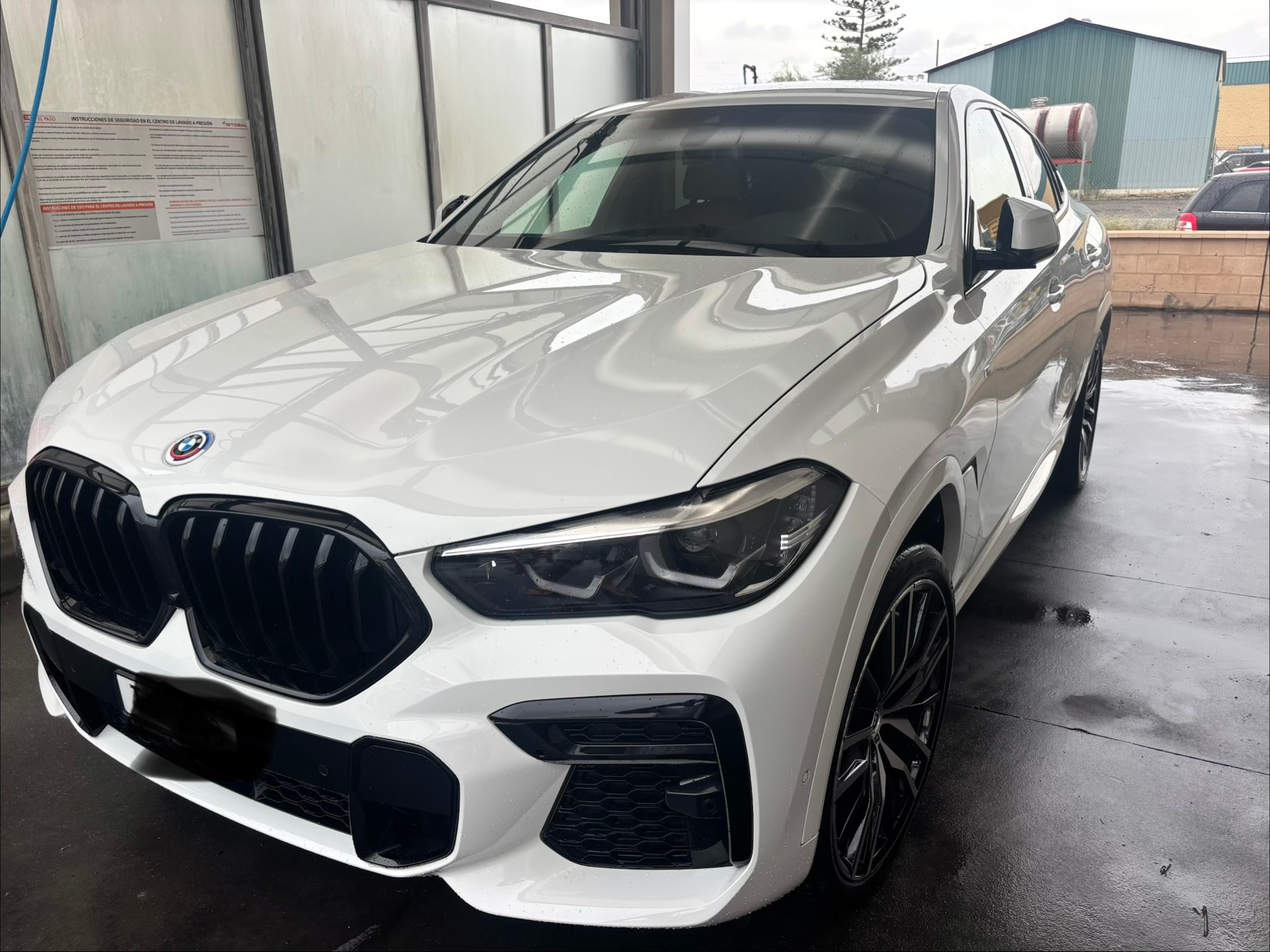 BMW xDrive 30d-image-0