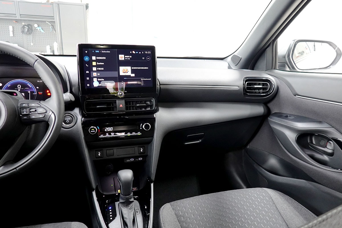 TOYOTA Yaris Cross 1.5 Trend e-CVT 130PS-image-10