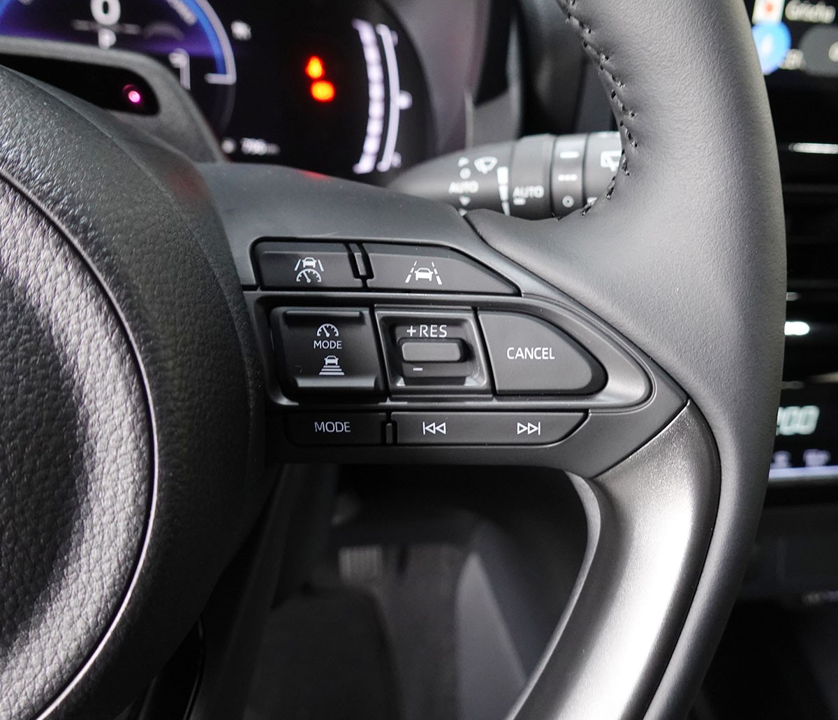 TOYOTA Yaris Cross 1.5 Trend e-CVT 130PS-image-16
