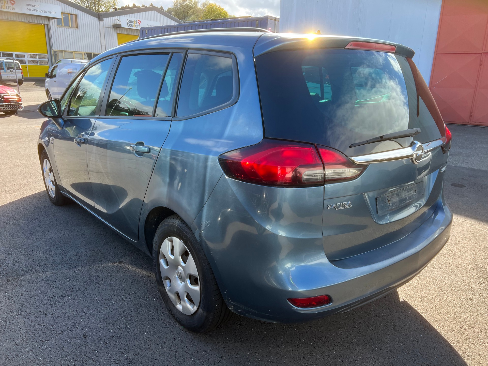 OPEL Tourer 2.0 CDTi-image-1