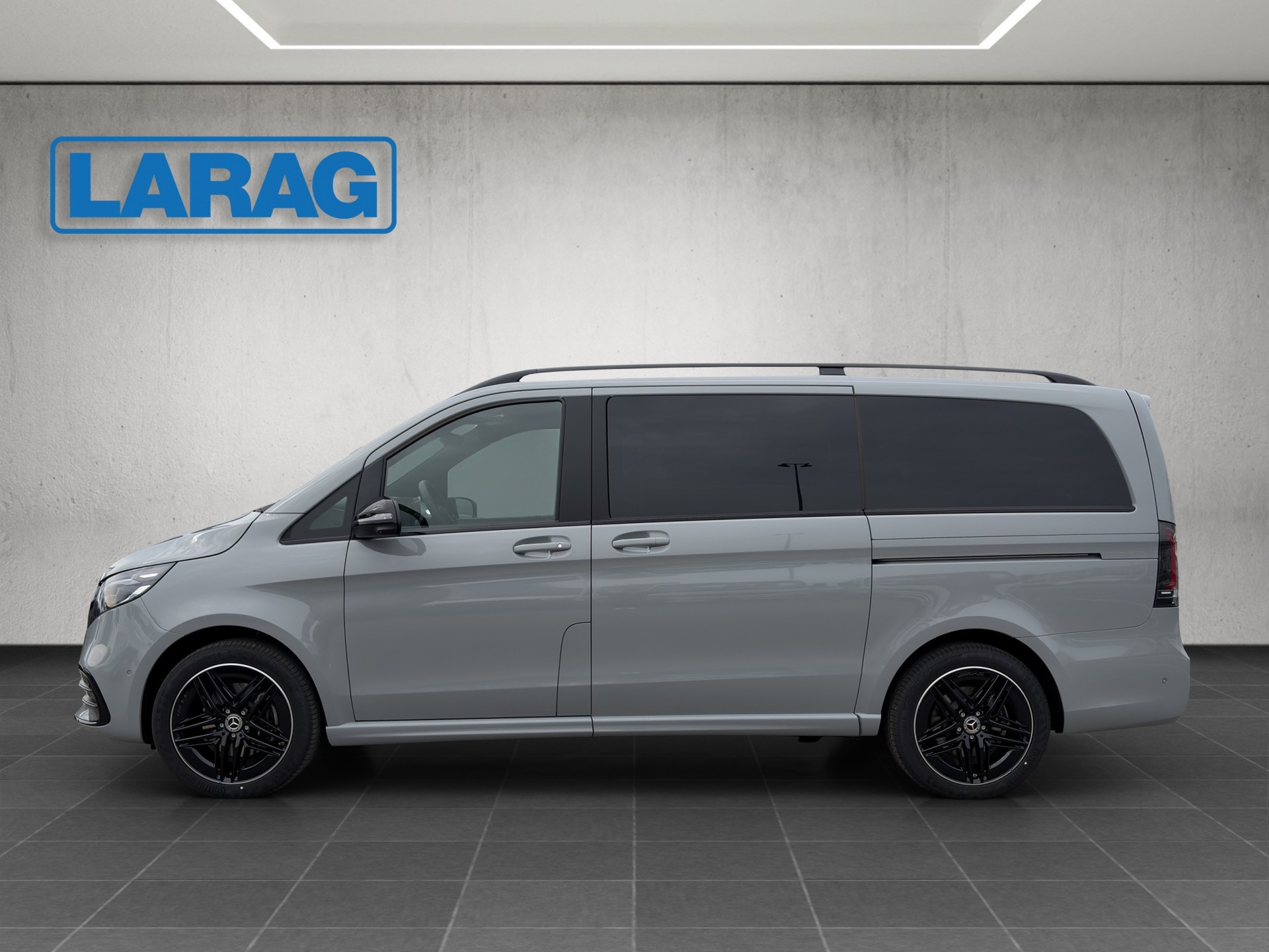 MERCEDES-BENZ V 300 d Exclusive L SWISS EDITION 4MATIC-image-1