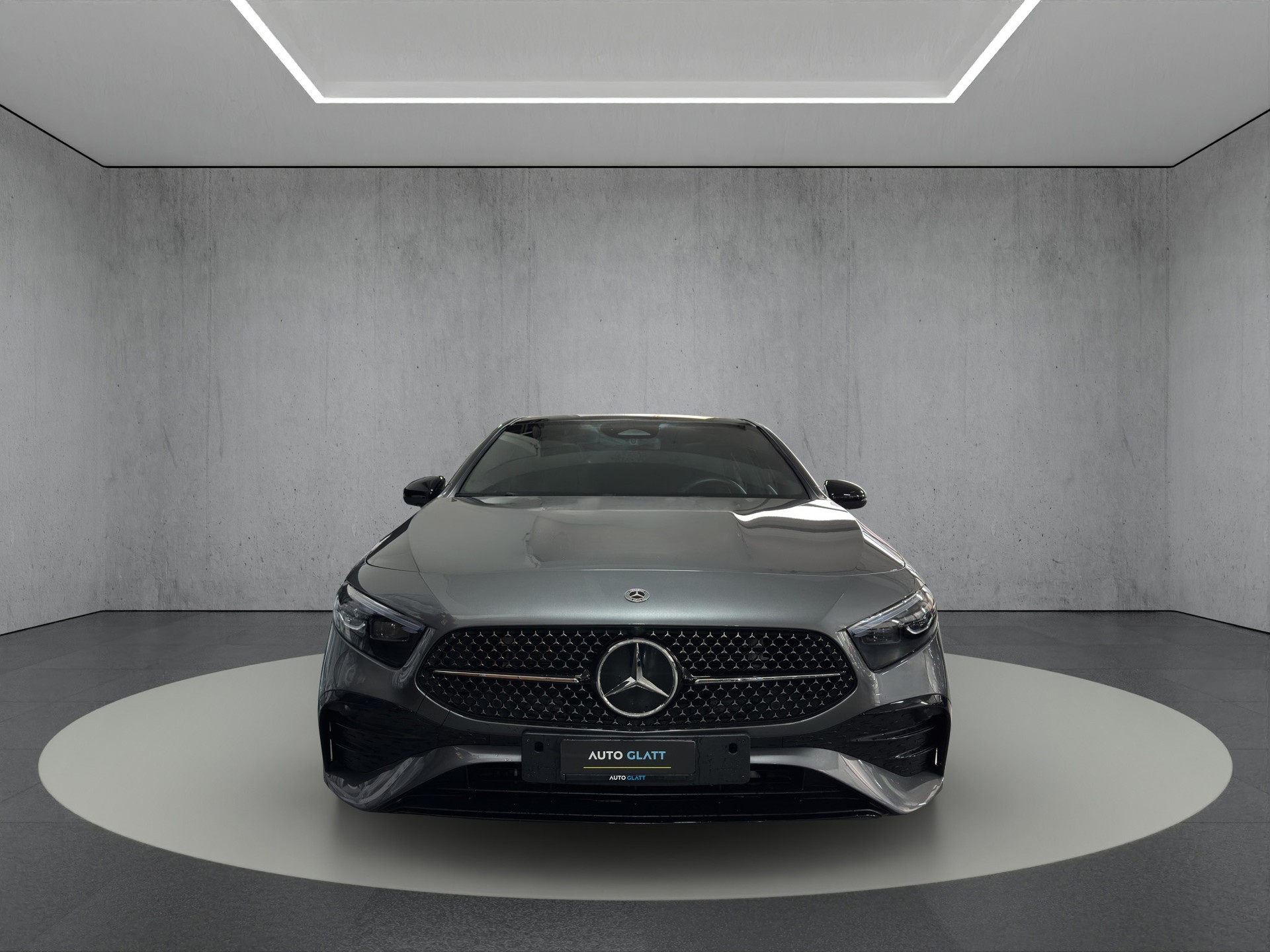 MERCEDES-BENZ A 200 7G-DCT AMG Line Night Special Edition "Pano-RF.-Kamera-19"Alu"-image-6