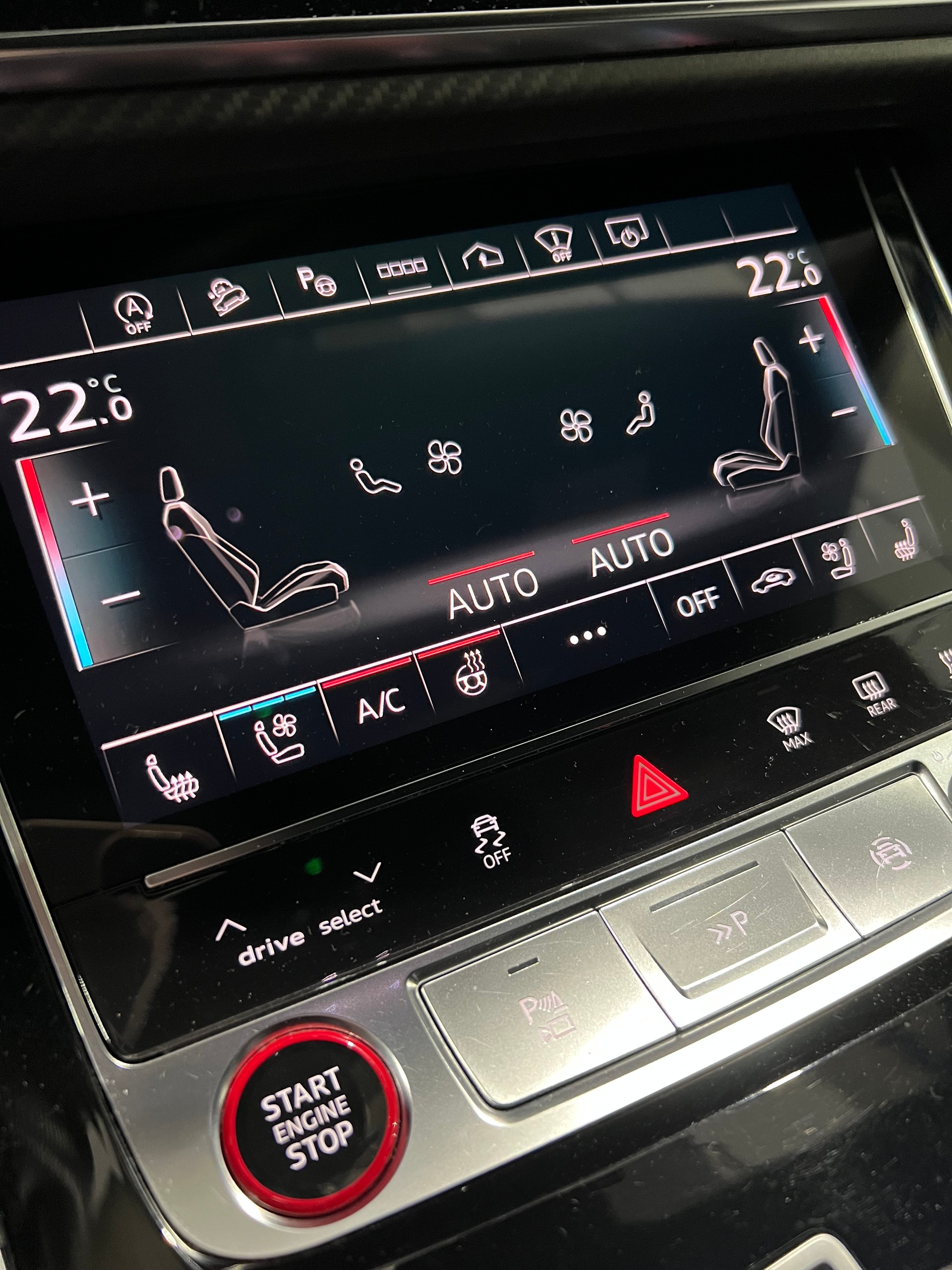 AUDI SQ8 SUV TFSI qu**Matrix,S-Sportsitze,Panodach,Neues Modell,CH Auslieferung,StHz,Alcantara Dachhimmel**-image-12