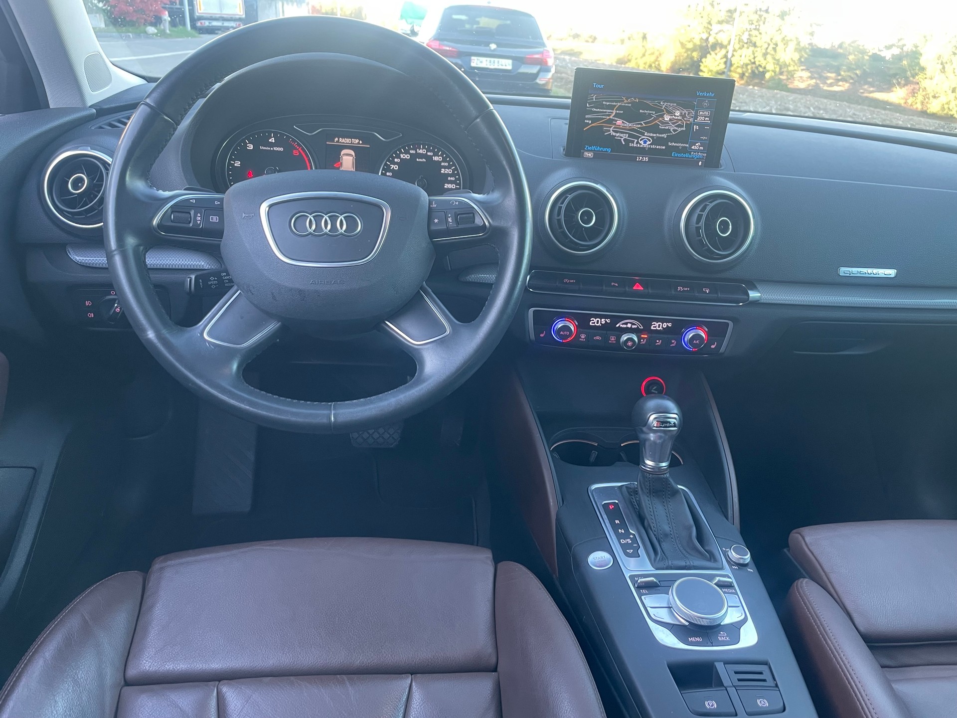 AUDI A3 Sportback 2.0 TDI Ambiente quattro S-tronic-image-6
