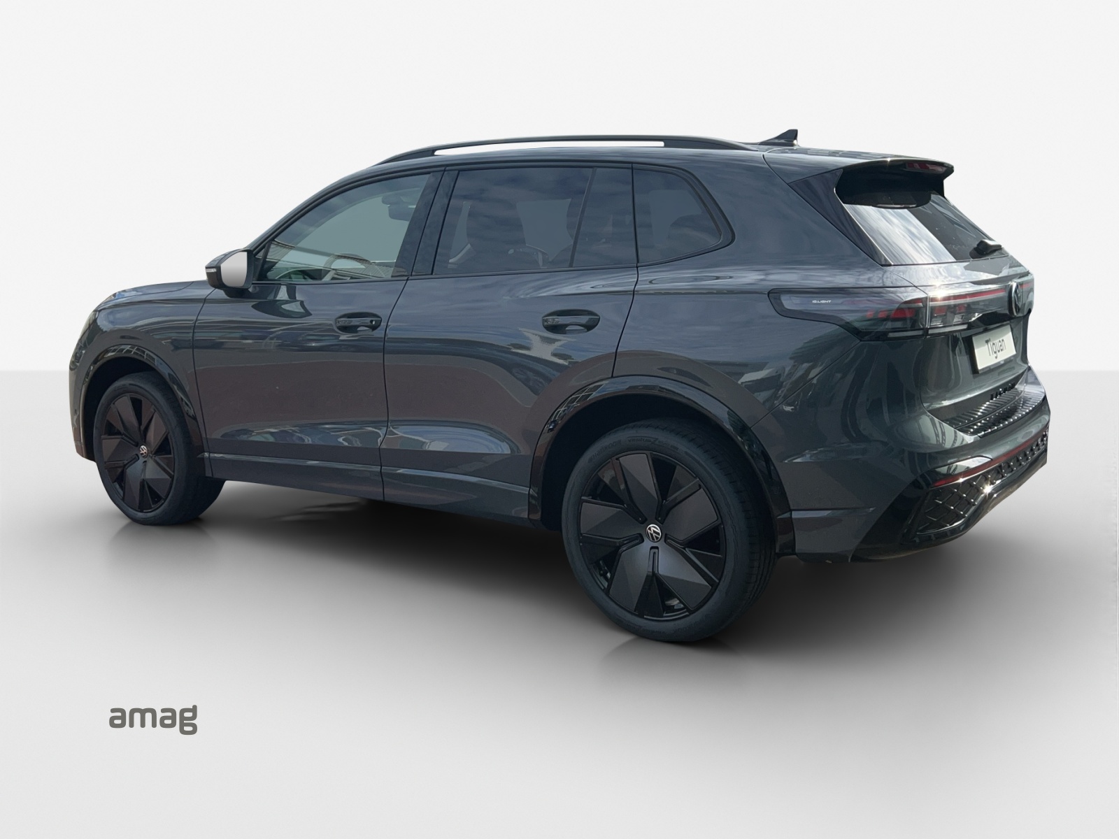 VW Tiguan 2.0 TSI DSG Life 4Motion-image-2