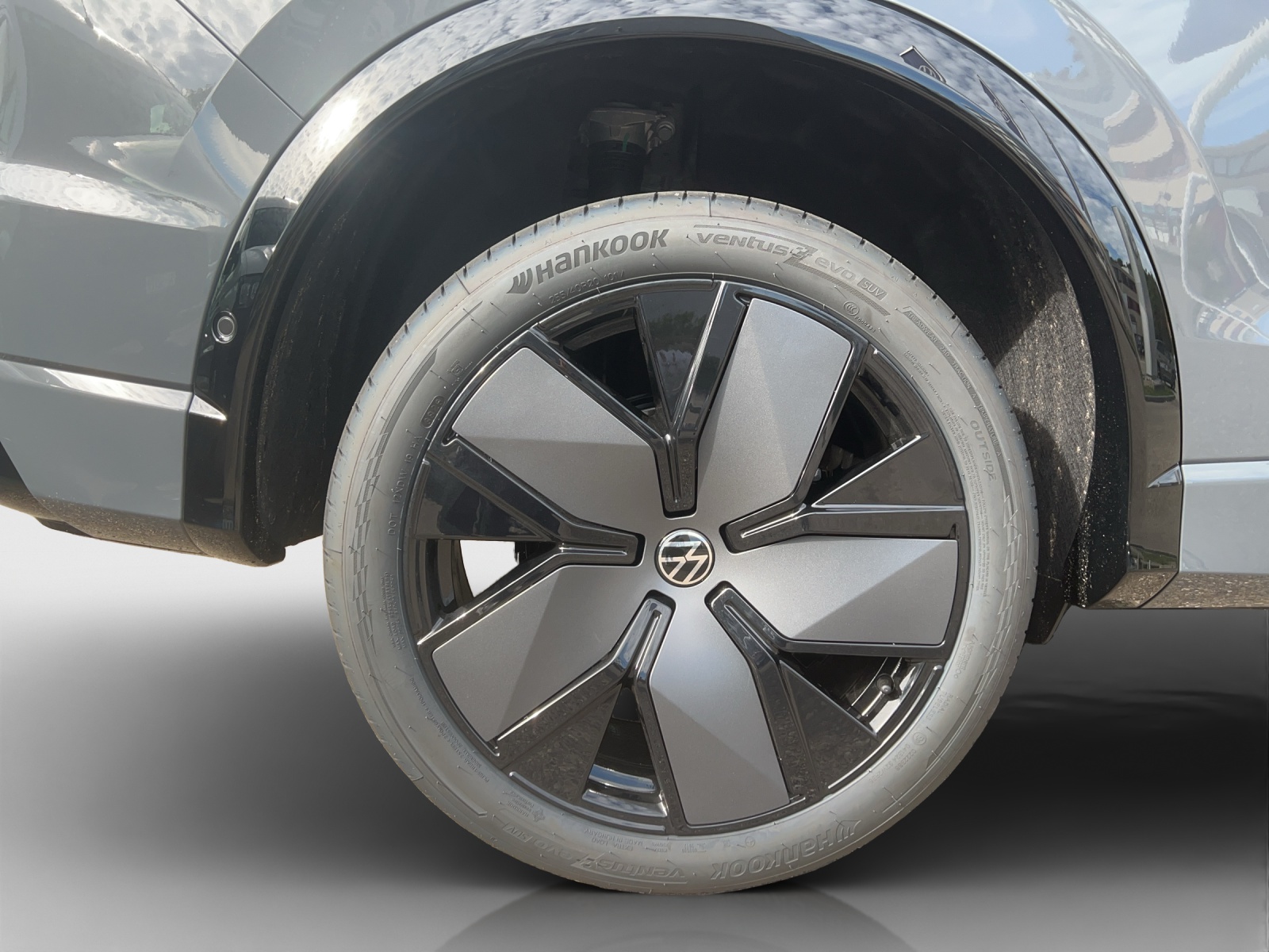 VW Tiguan 2.0 TSI DSG Life 4Motion-image-13