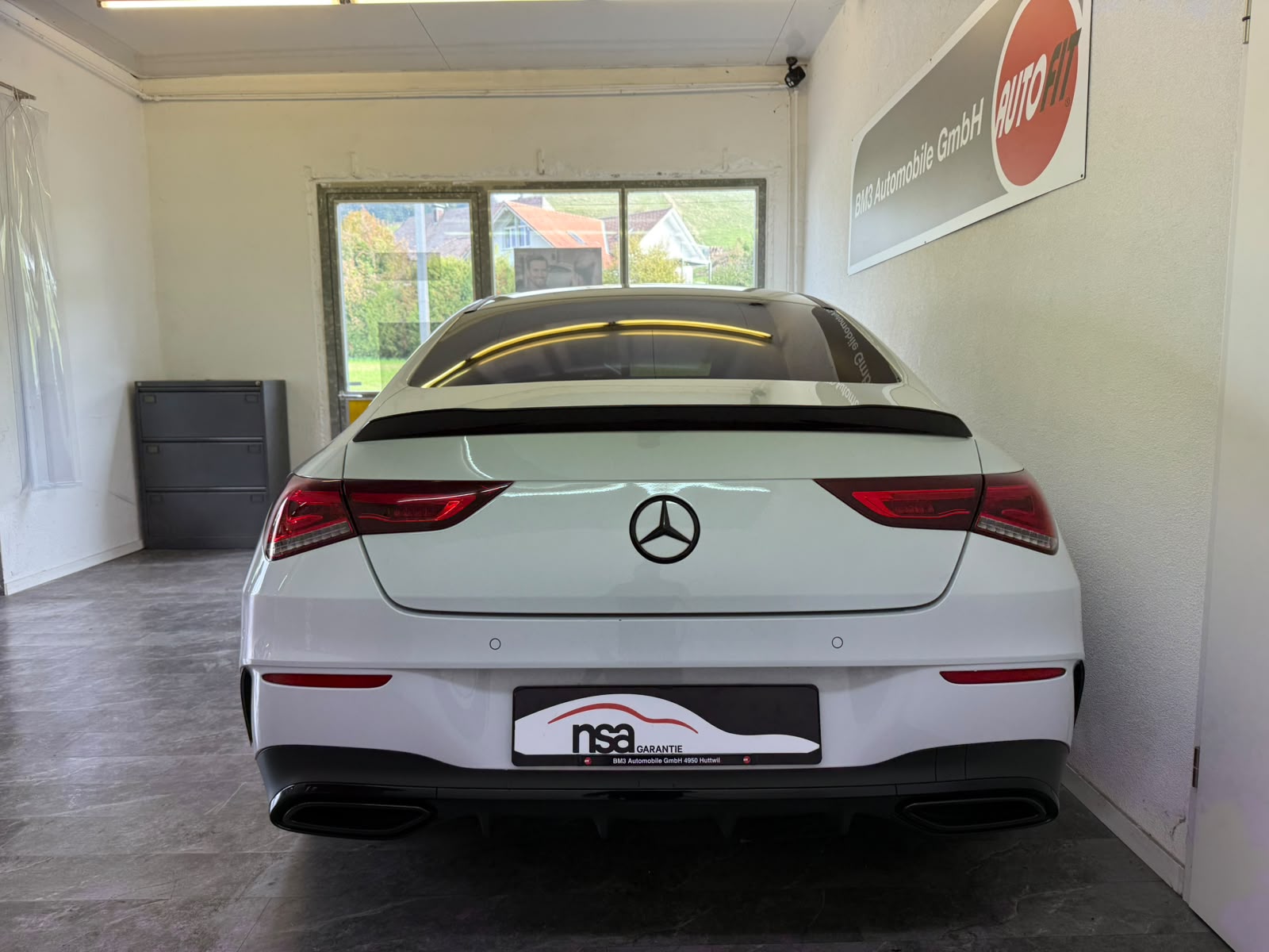 MERCEDES-BENZ CLA 220 AMG Line 7G-DCT 4Matic-image-4