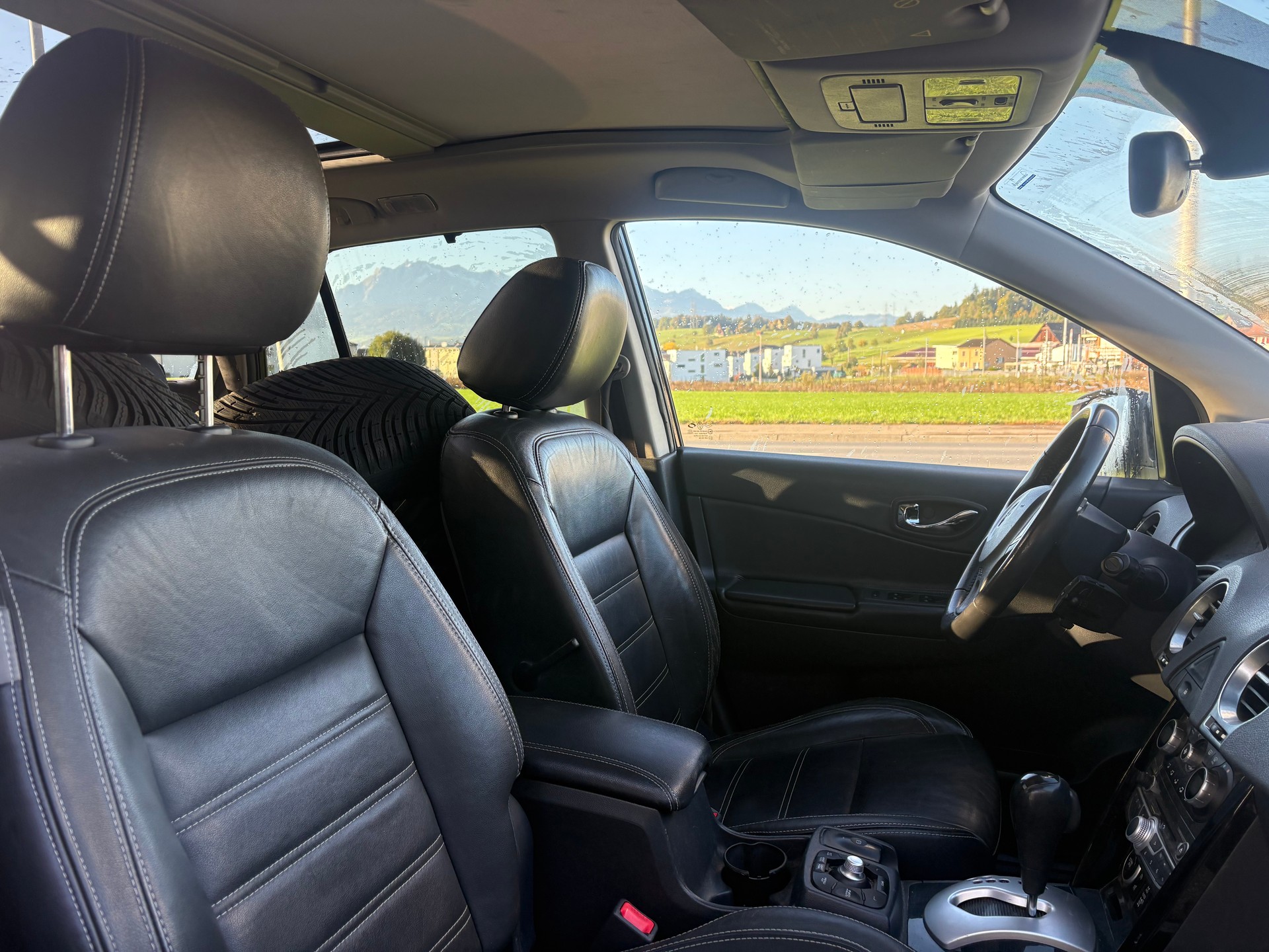 RENAULT Koleos 2.0 dCi Dynamique 4x4 Automatic-image-10