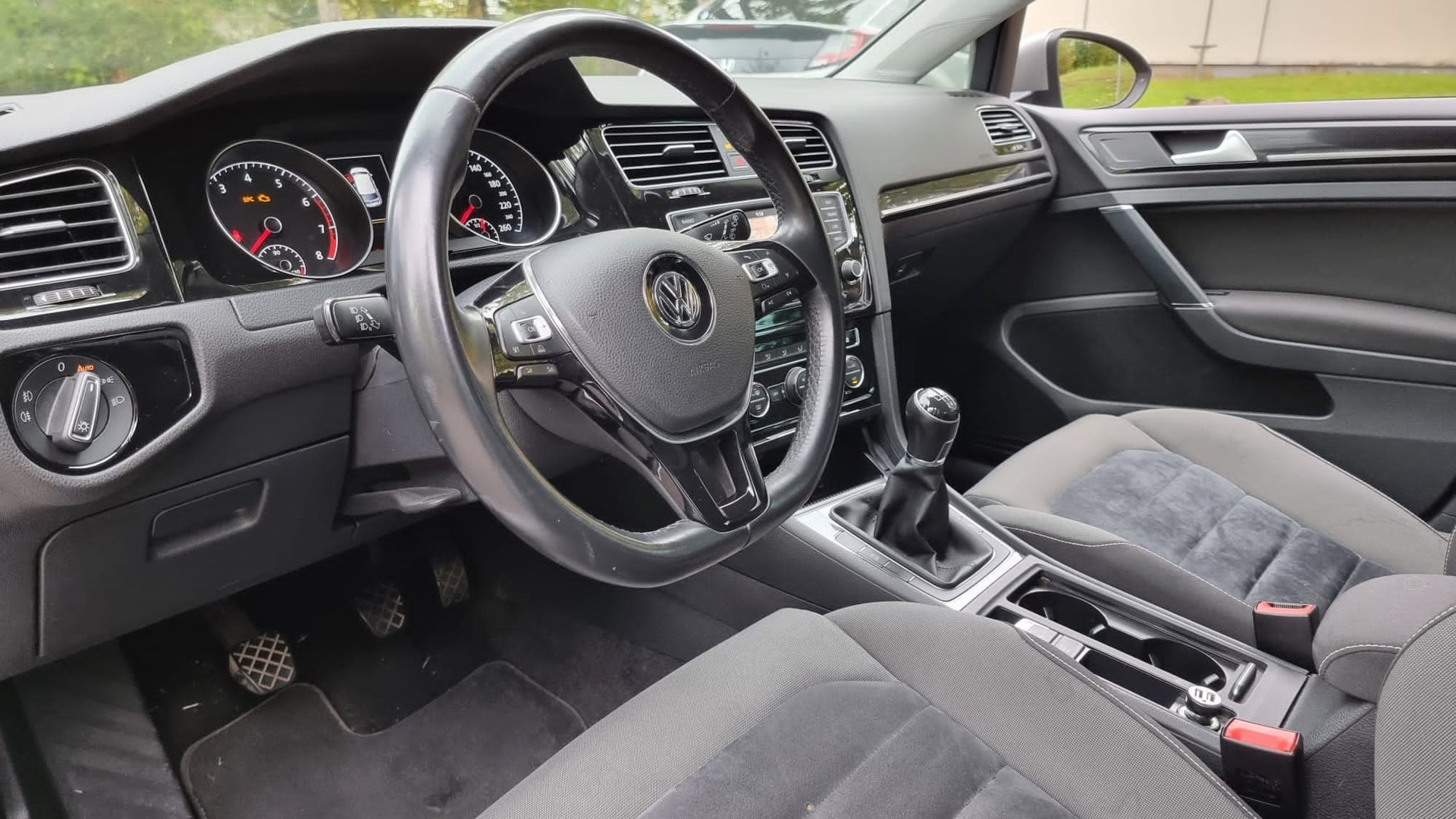 VW Golf 1.4 TSI Highline-image-7
