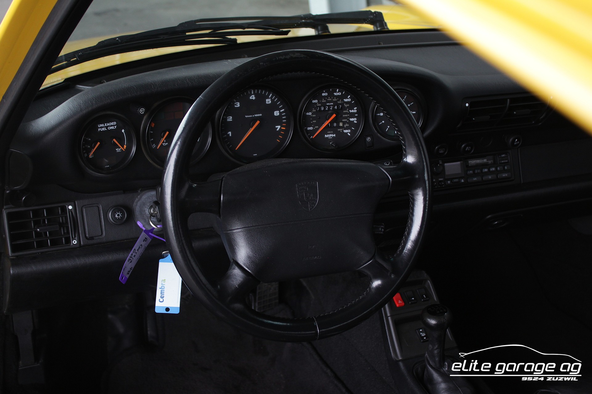 PORSCHE 911 Carrera 2 Coupé HANDSCHALTER-image-13
