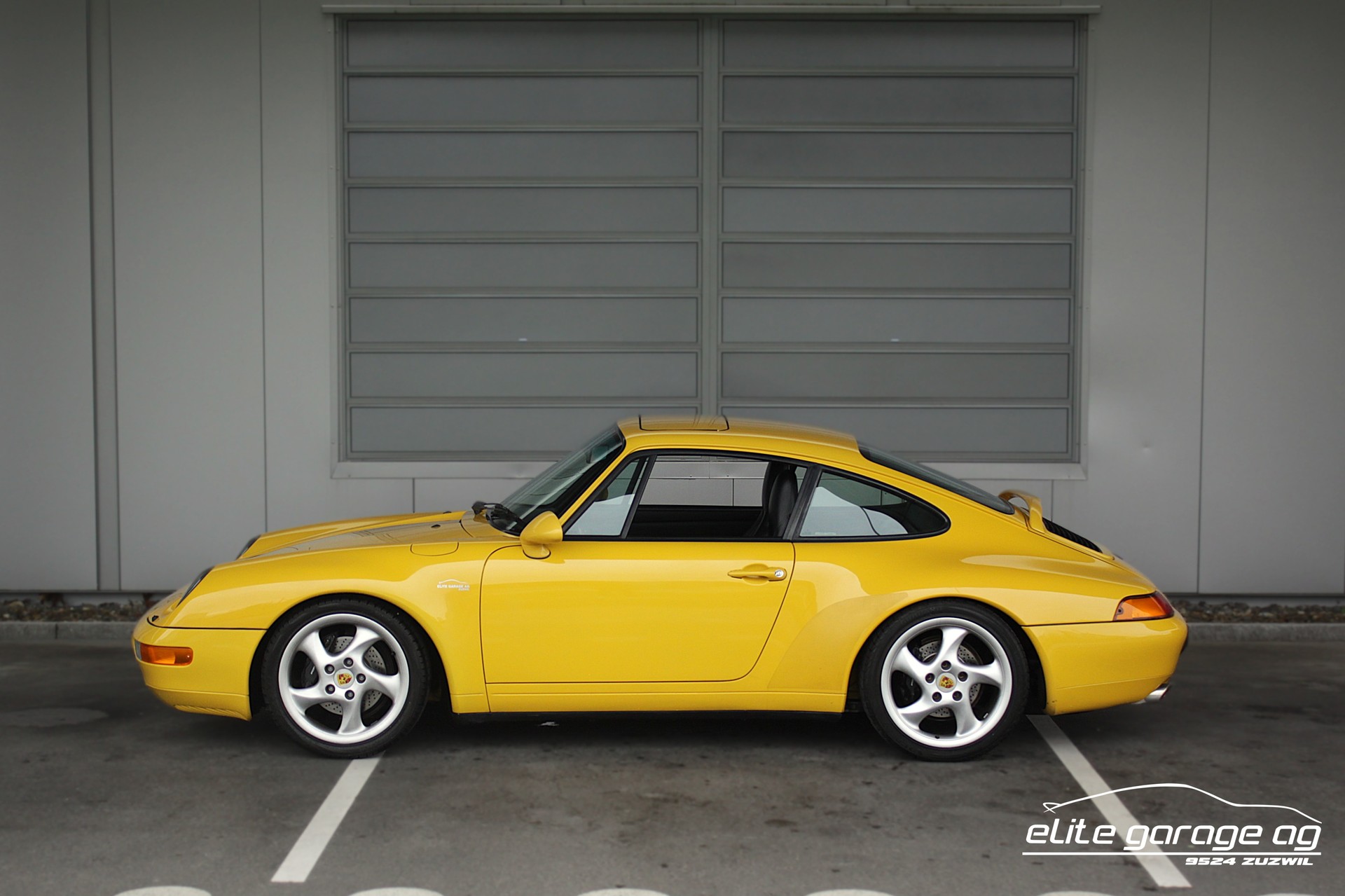 PORSCHE 911 Carrera 2 Coupé HANDSCHALTER-image-1