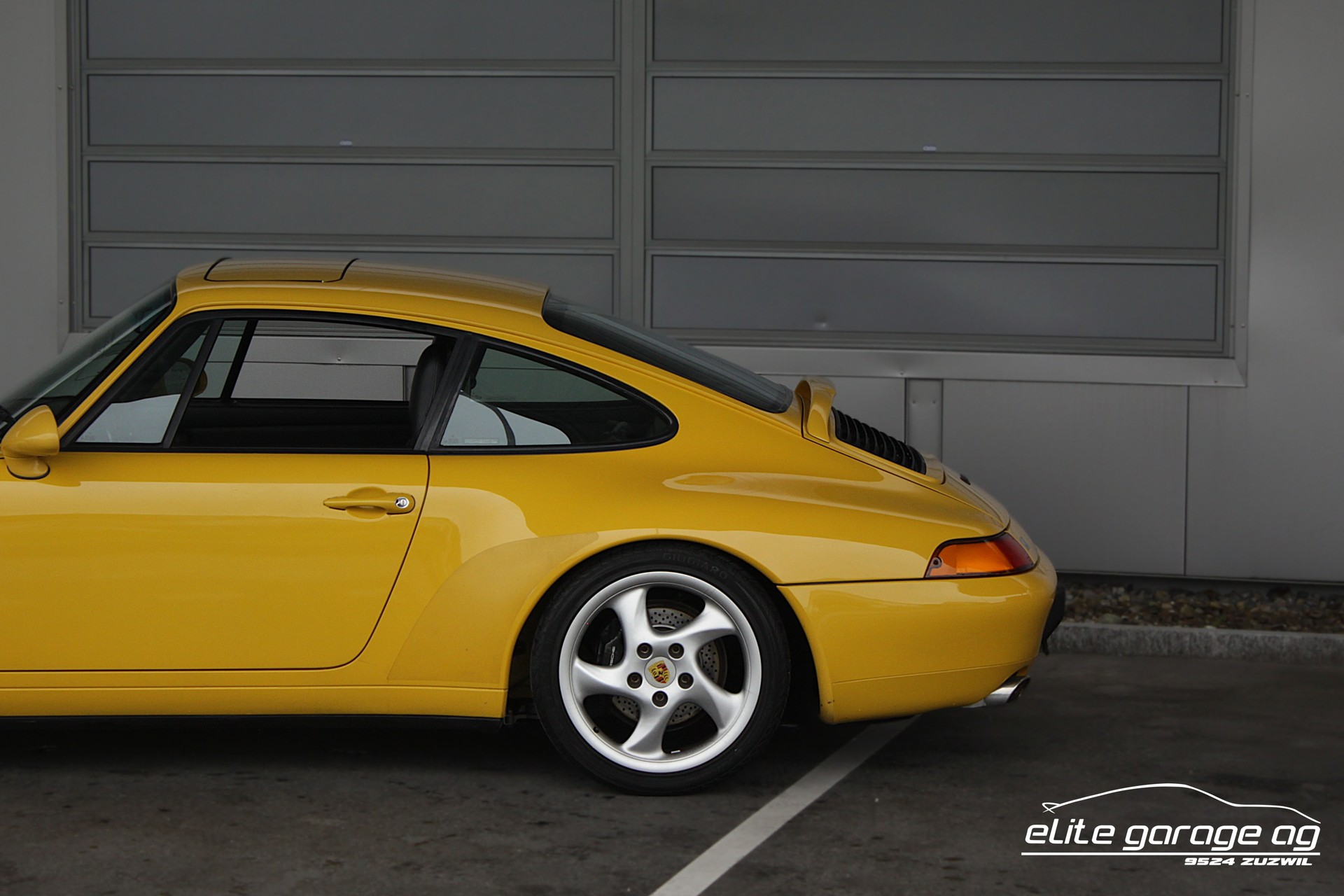 PORSCHE 911 Carrera 2 Coupé HANDSCHALTER-image-11