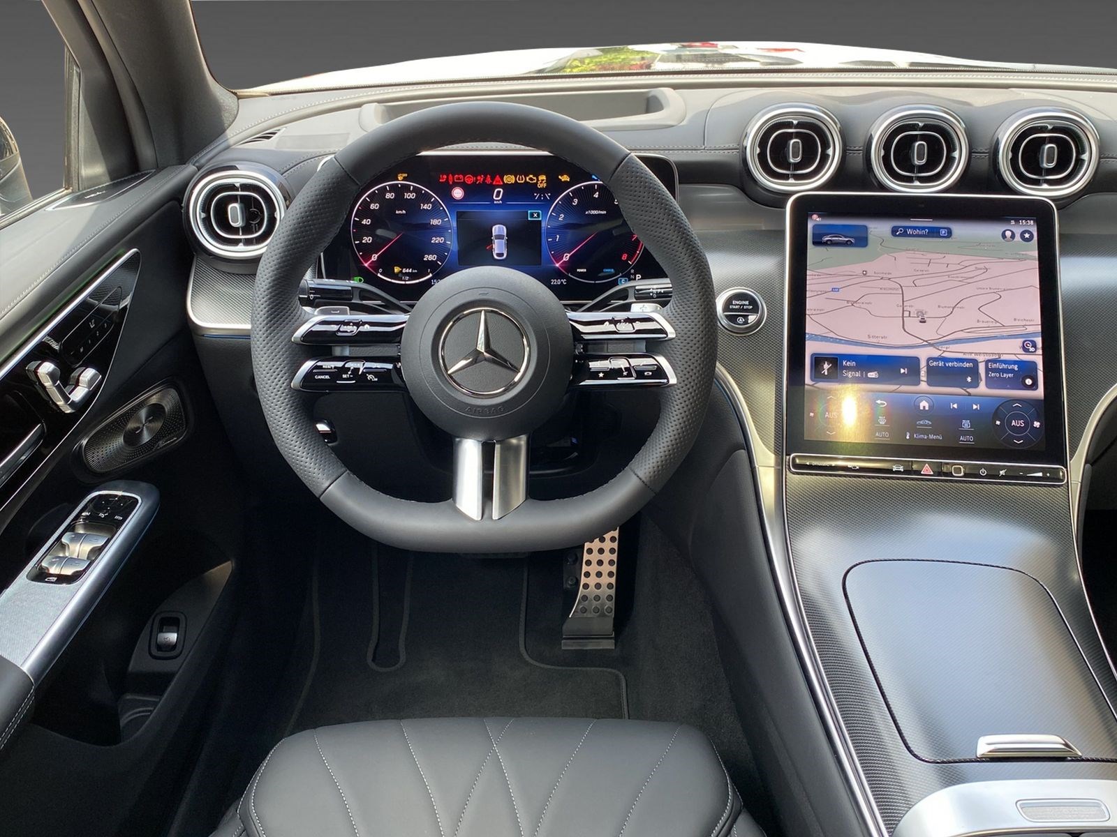 MERCEDES-BENZ GLC Coupe 200 AMG Line 4M-image-9