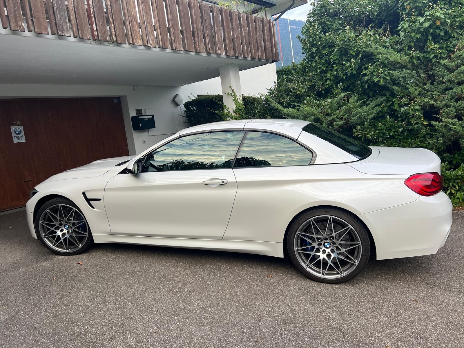 BMW M4 Cabriolet Drivelogic M Competition-image-1