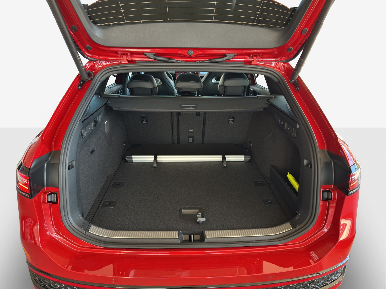 VW Passat Variant 2.0 TSI evo4 R-Line 4 Motion DSG-image-12