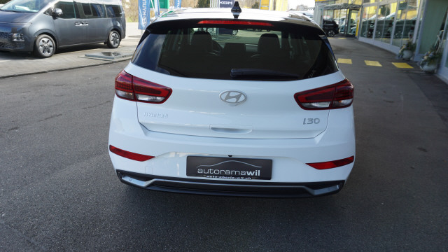 HYUNDAI i30 1.5 T-GDi Vertex DCT-image-5