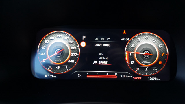 HYUNDAI i30 1.5 T-GDi Vertex DCT-image-12