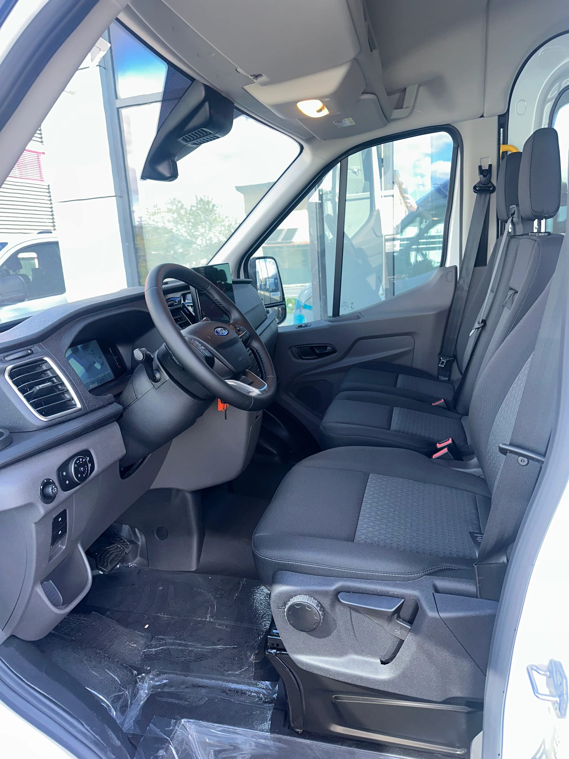 FORD Transit dcab. van 350 L3H2 2.0 Trend/130CV/Aut./FWD-image-9