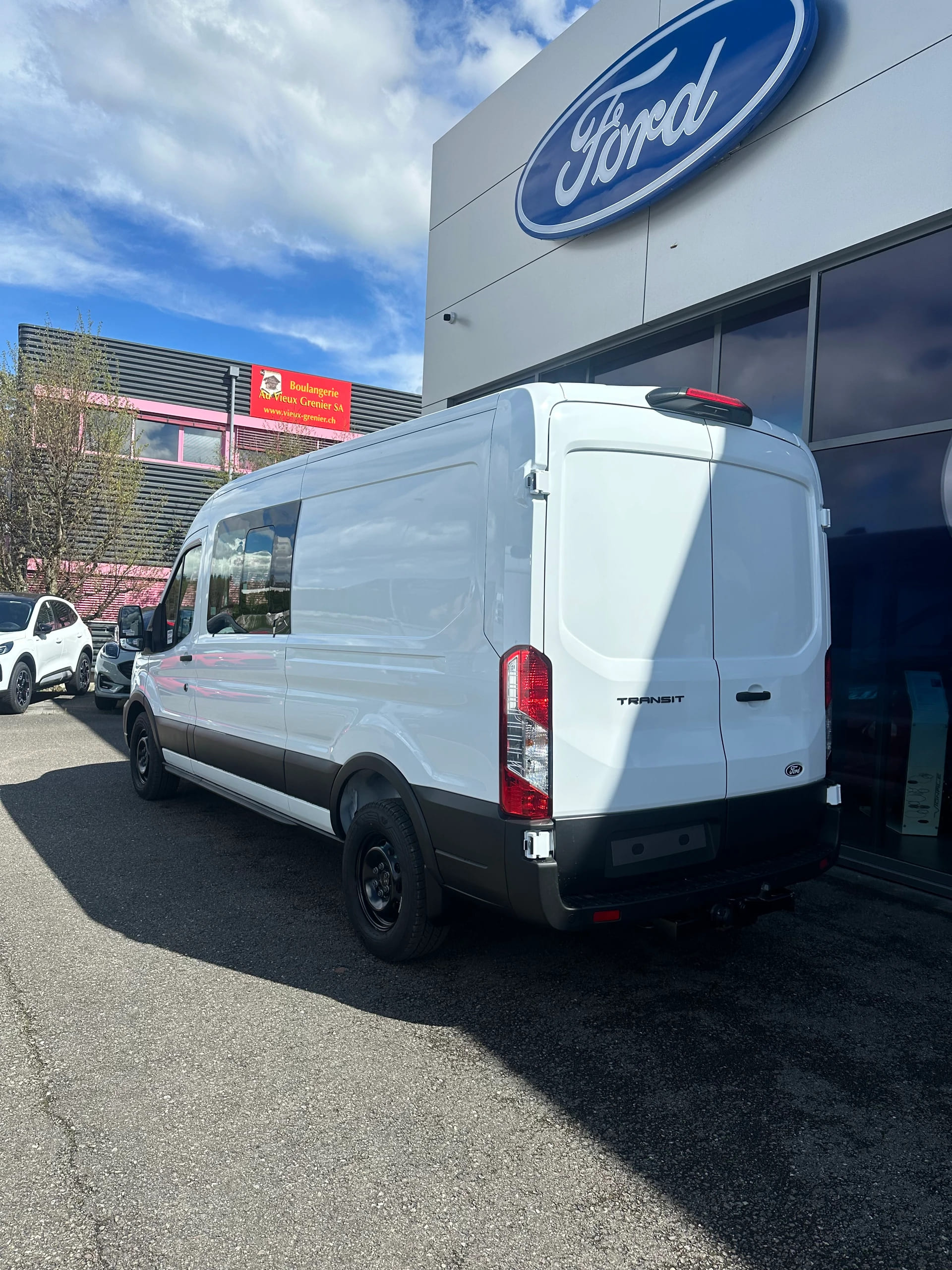 FORD Transit dcab. van 350 L3H2 2.0 Trend/130CV/Aut./FWD-image-3