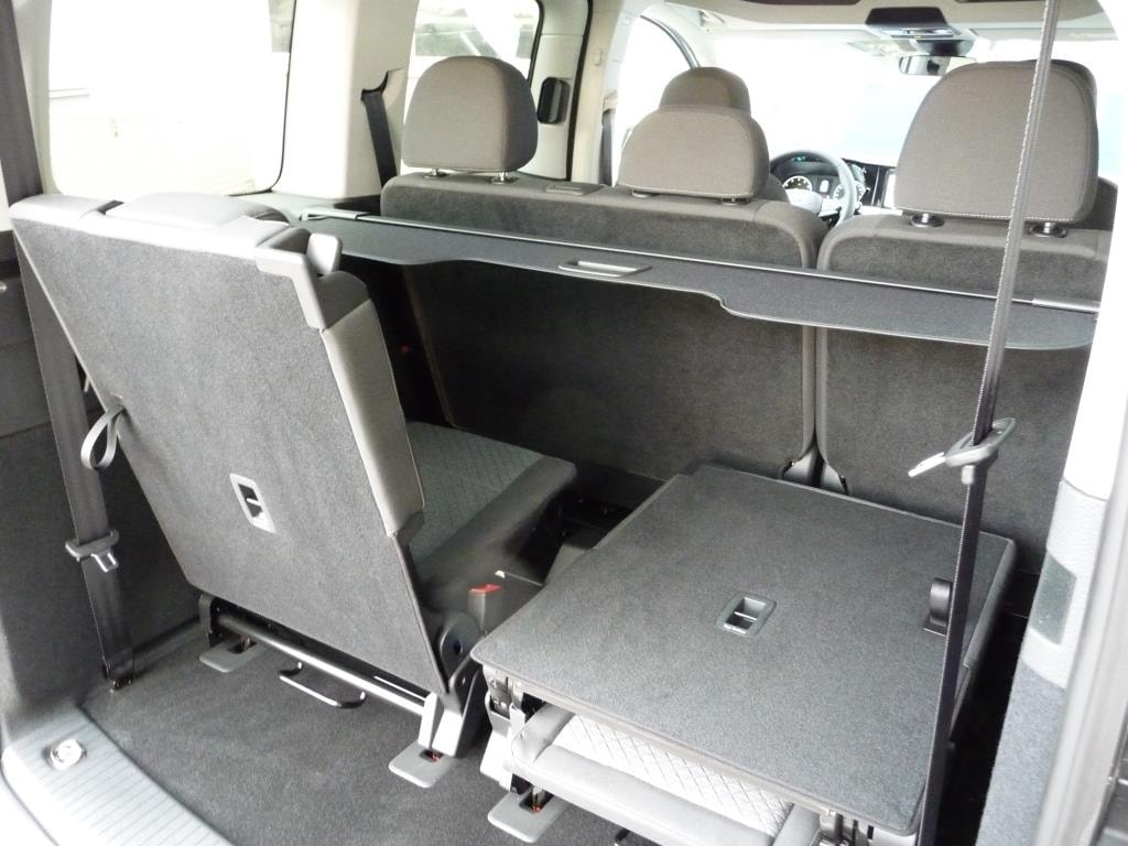 FORD Tourneo Connect 1.5 EcoBoost Titanium Automat-image-13