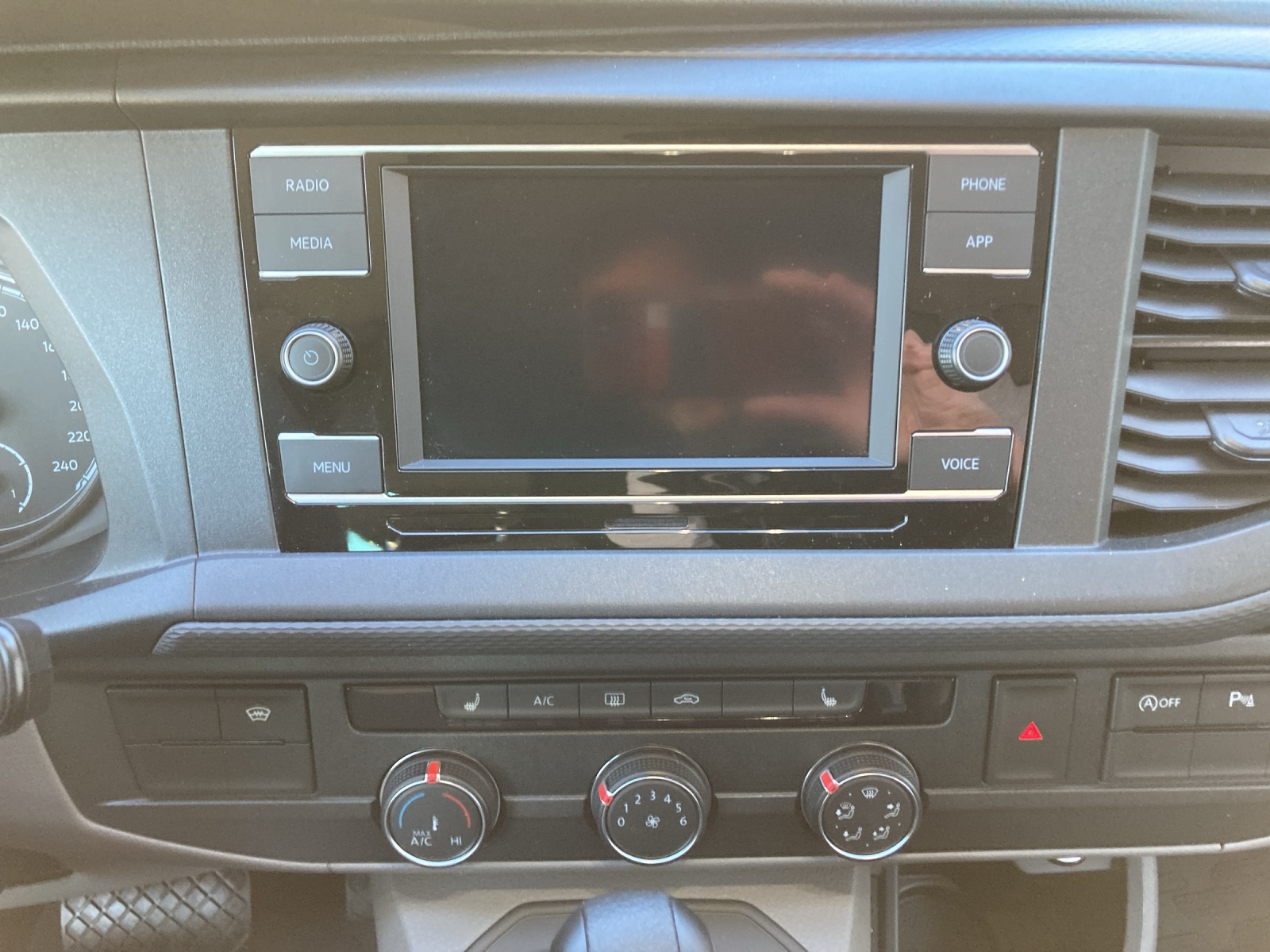VW T6.1 Envia Free DSG 4M-image-10