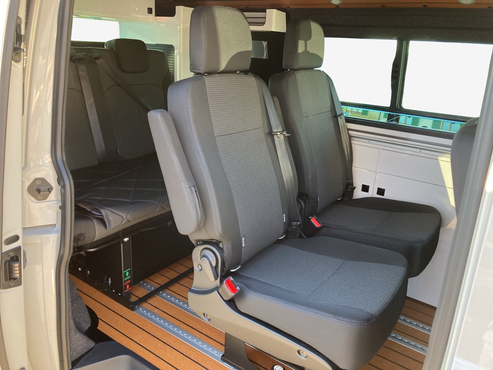 VW T6.1 Envia Free DSG 4M-image-11