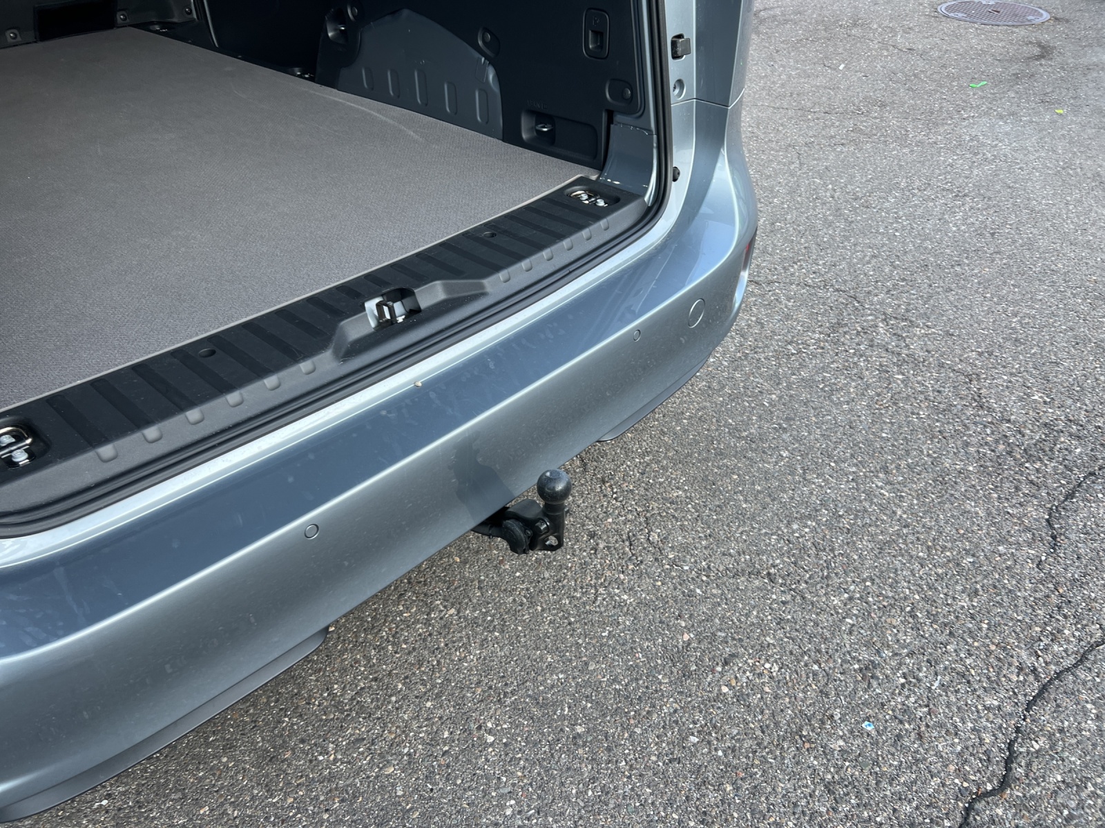 VW ID. Buzz Cargo-image-12