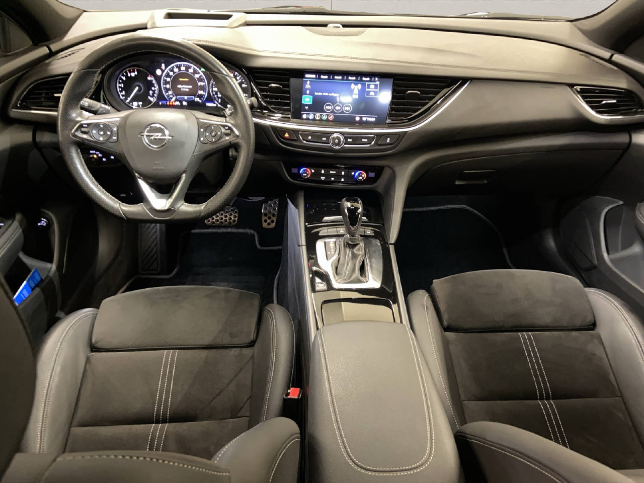 OPEL Insignia Sports Tourer 2.0 D Ultimate-image-5