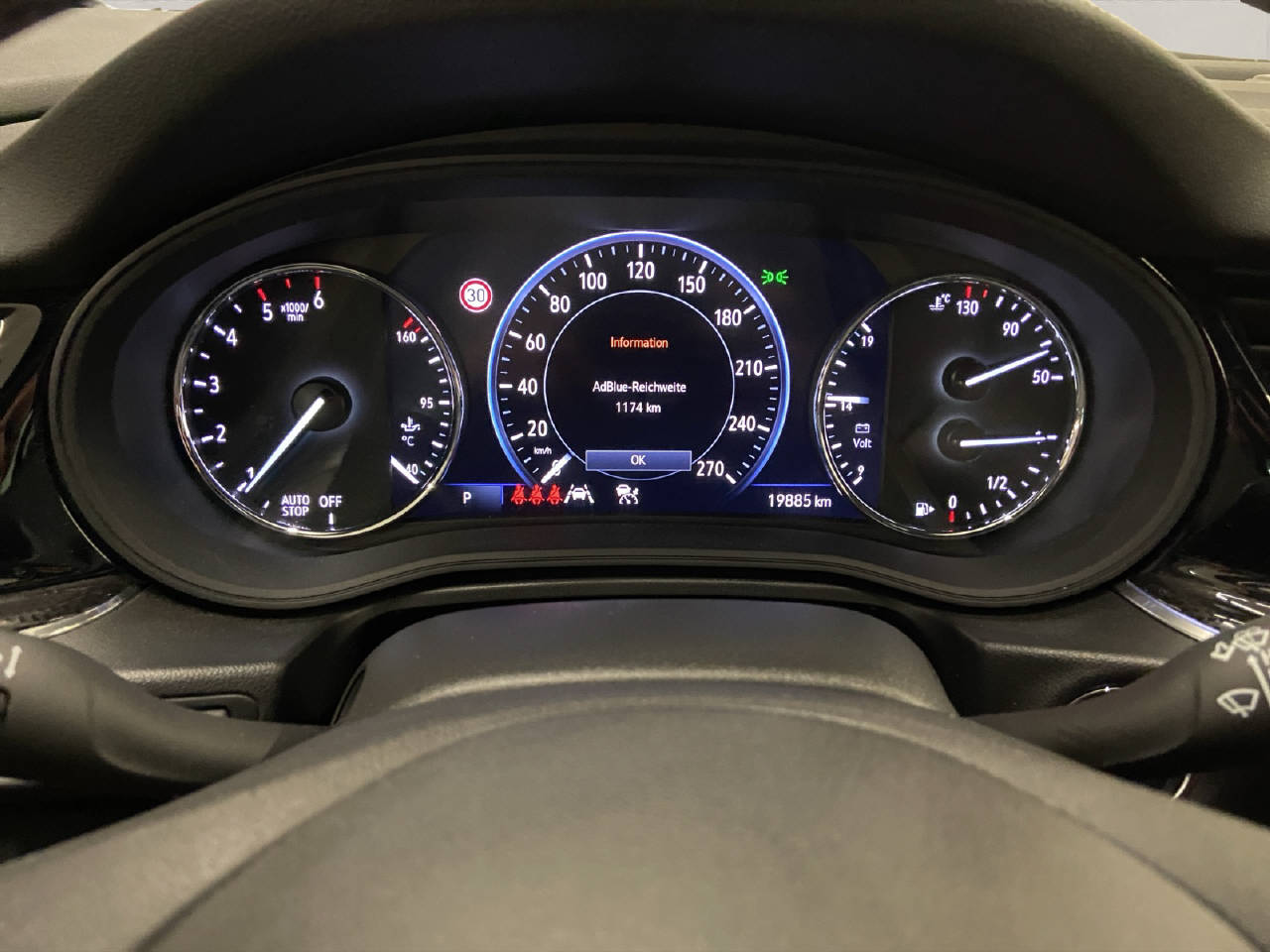 OPEL Insignia Sports Tourer 2.0 D Ultimate-image-9