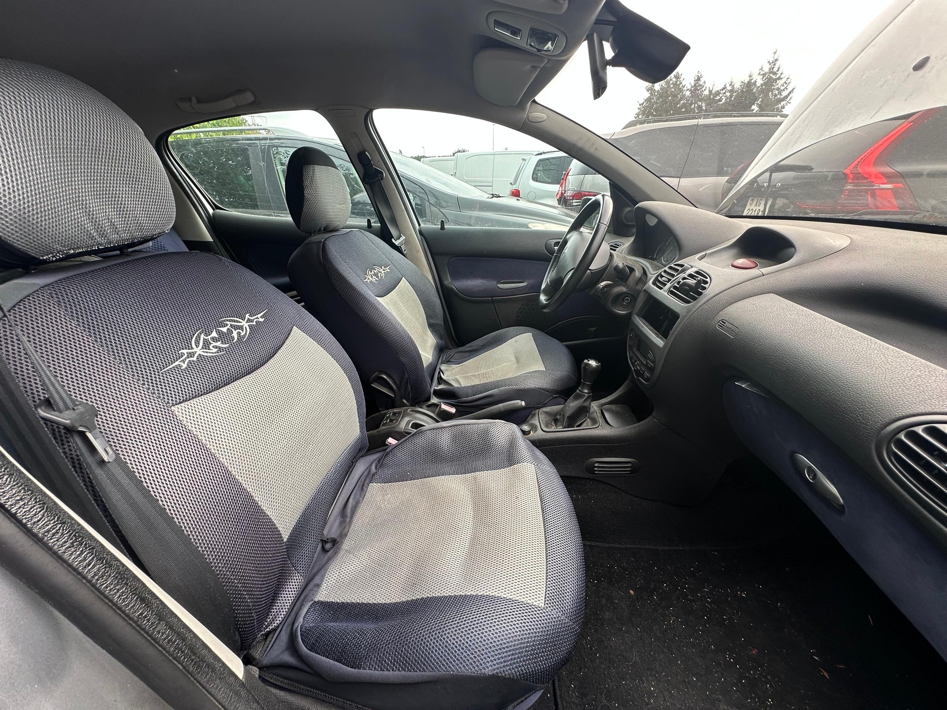 PEUGEOT 206 1.6 16V Black&Silver-image-6