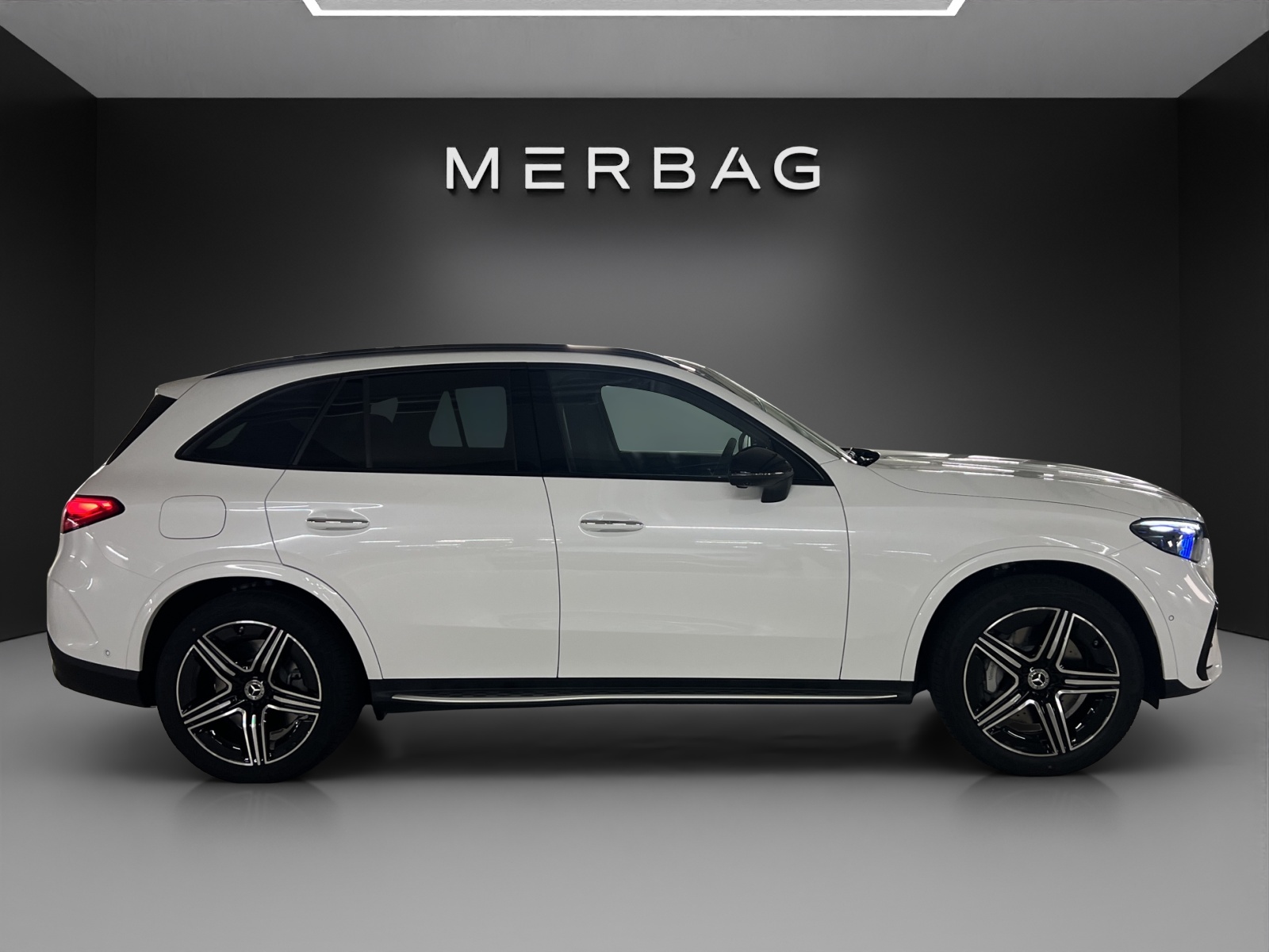 MERCEDES-BENZ GLC 400 e 4Matic 9G-Tronic-image-4