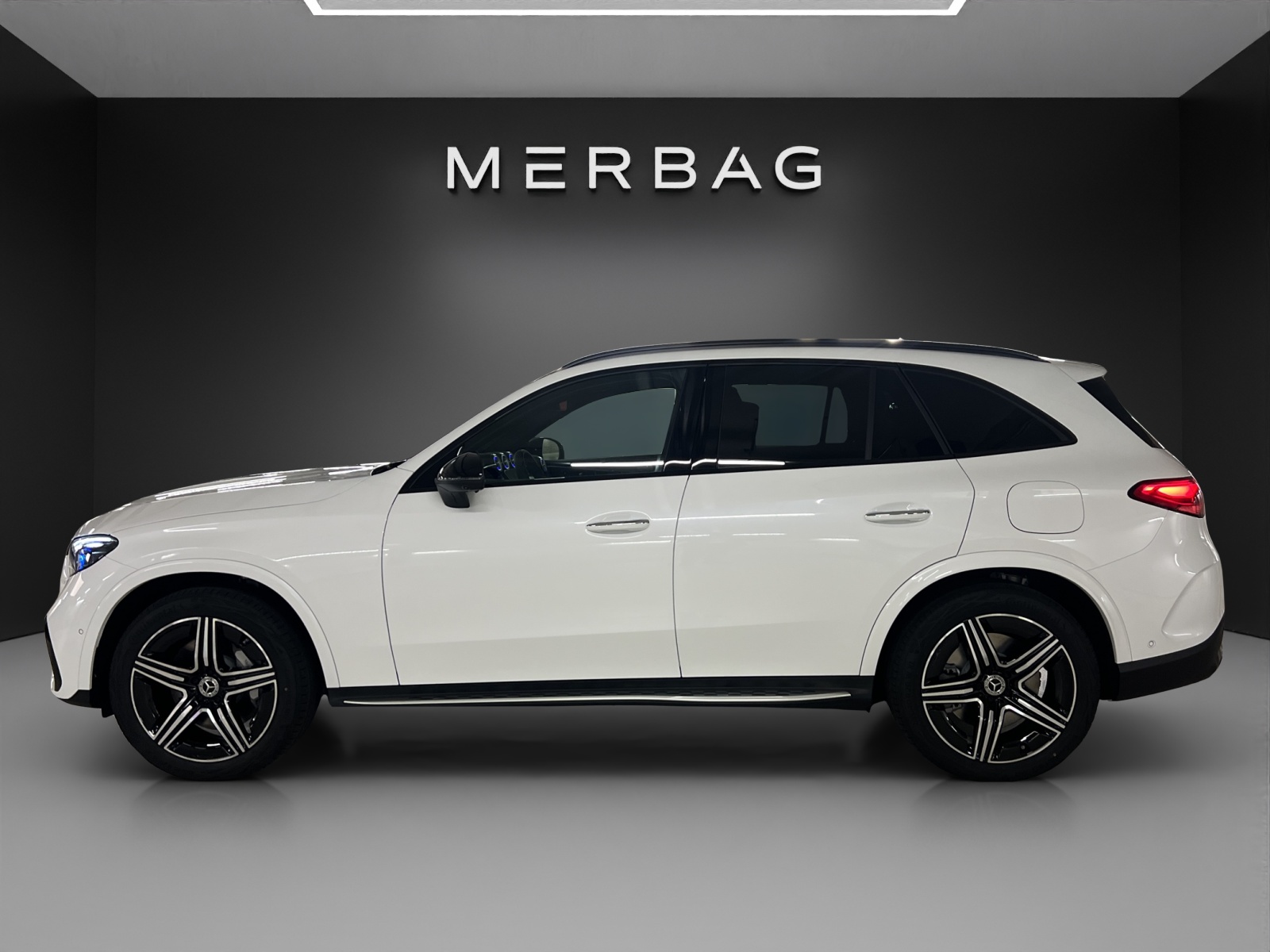 MERCEDES-BENZ GLC 400 e 4Matic 9G-Tronic-image-3