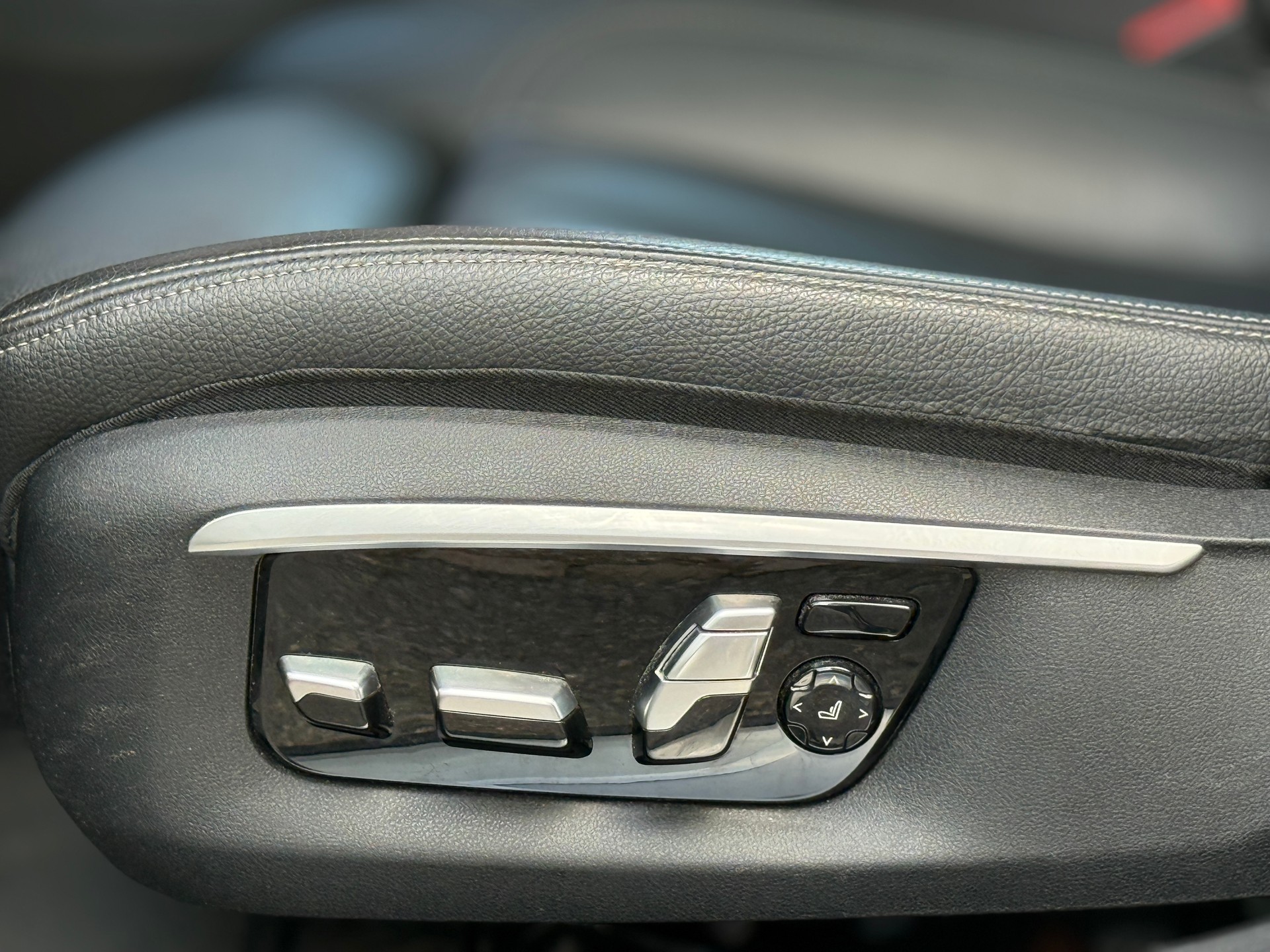 BMW 730d xDrive Steptronic-image-9