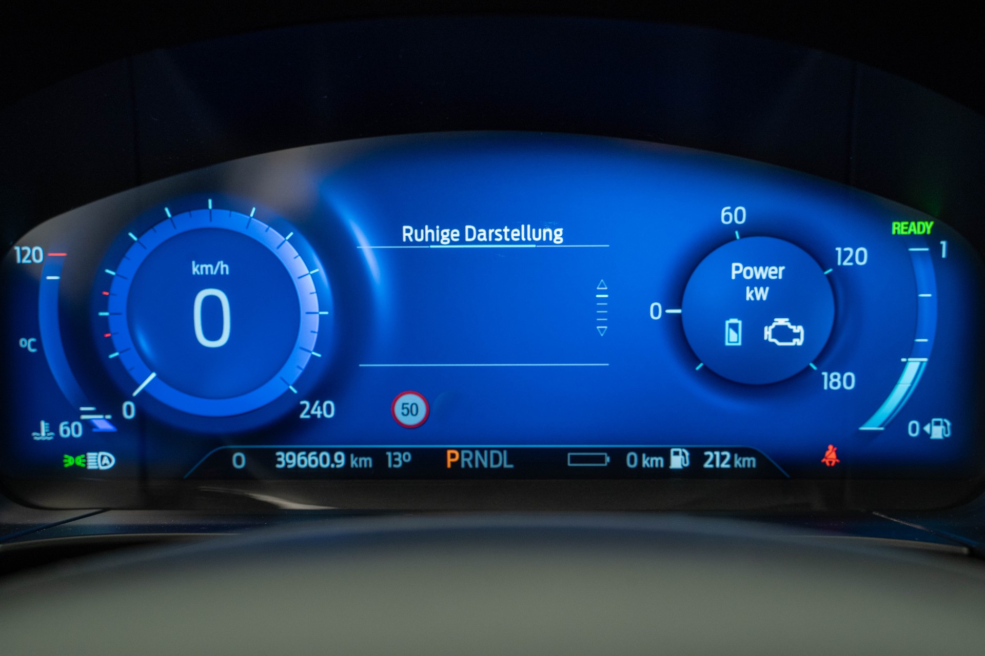 FORD Kuga 2.5 Plug-in Hybrid ST-Line X-image-10
