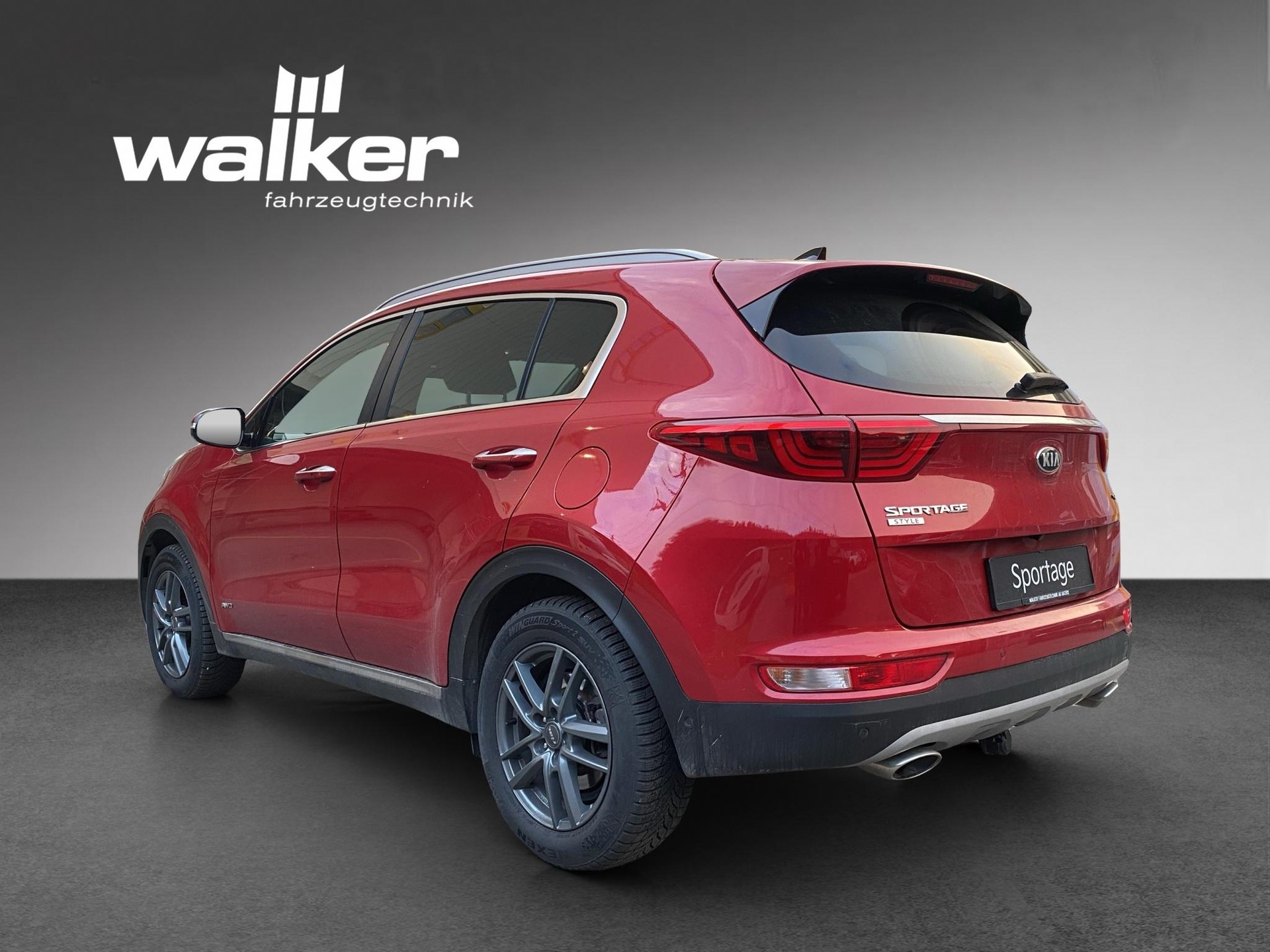 KIA Sportage 2.0 CRDi Style-image-3