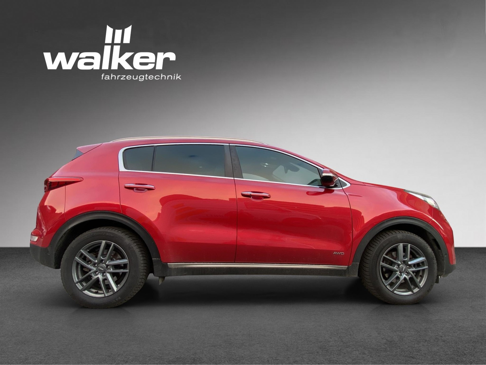 KIA Sportage 2.0 CRDi Style-image-6