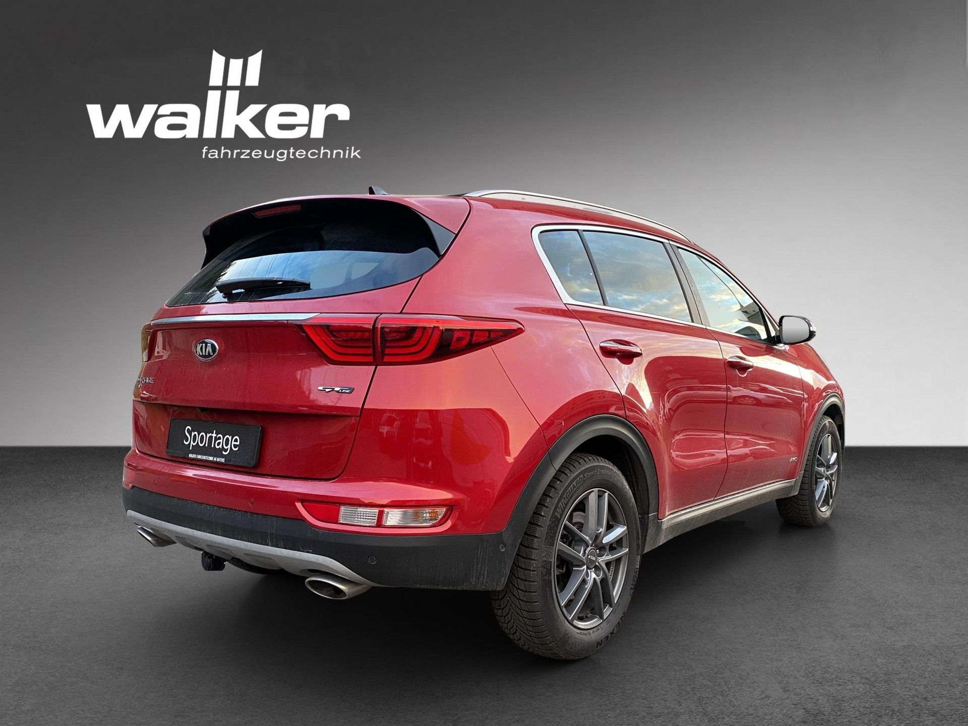 KIA Sportage 2.0 CRDi Style-image-5