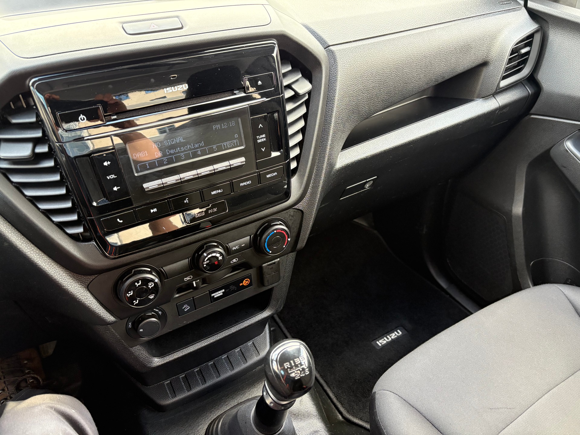 ISUZU D-MAX 1.9 SingleCab N60B 4x4-image-11