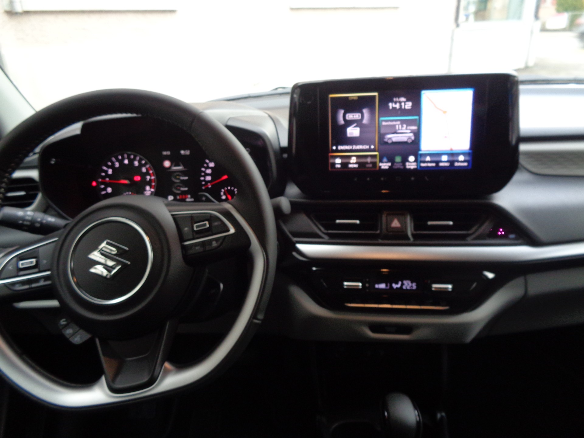 SUZUKI Swift 1.2 Compact Top Hybrid CVT-image-11