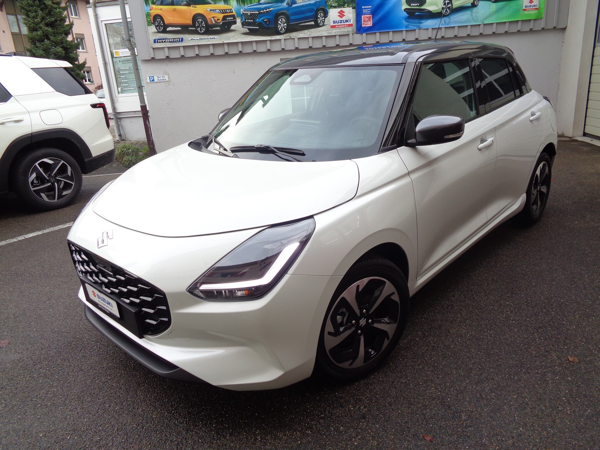 SUZUKI Swift 1.2 Compact Top Hybrid CVT-image-5