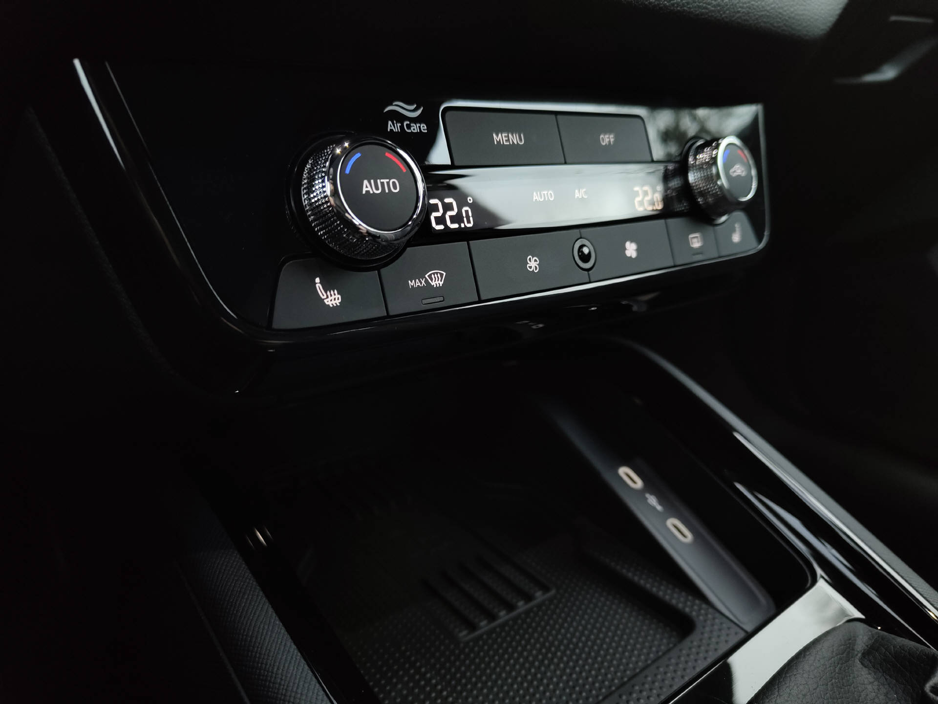 SKODA Kamiq 1.5 TSI Monte Carlo DSG-image-10