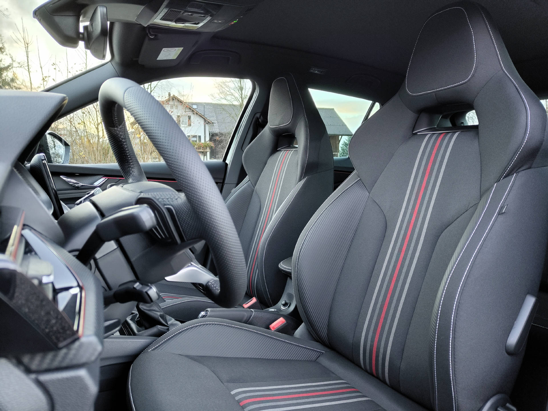 SKODA Kamiq 1.5 TSI Monte Carlo DSG-image-5