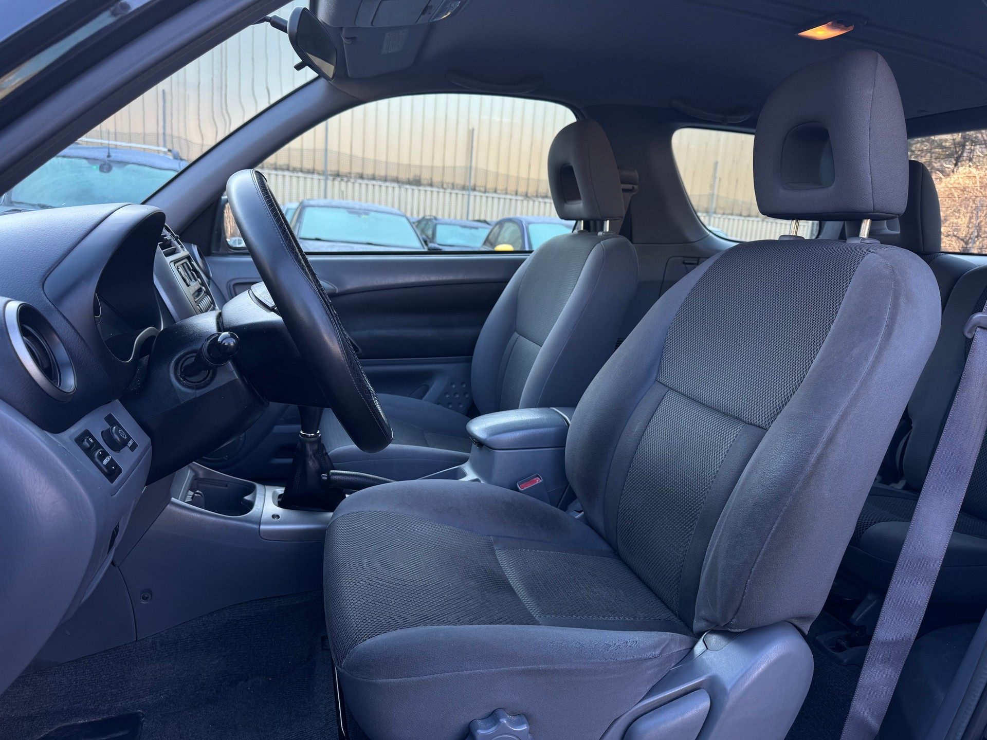 TOYOTA RAV-4 2.0 16V Linea Terra-image-9