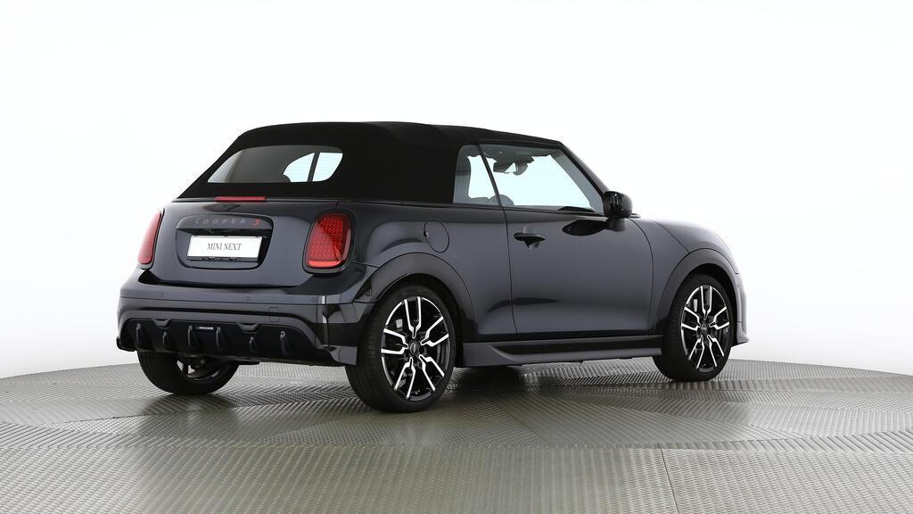 MINI Cooper S Cabrio-image-4