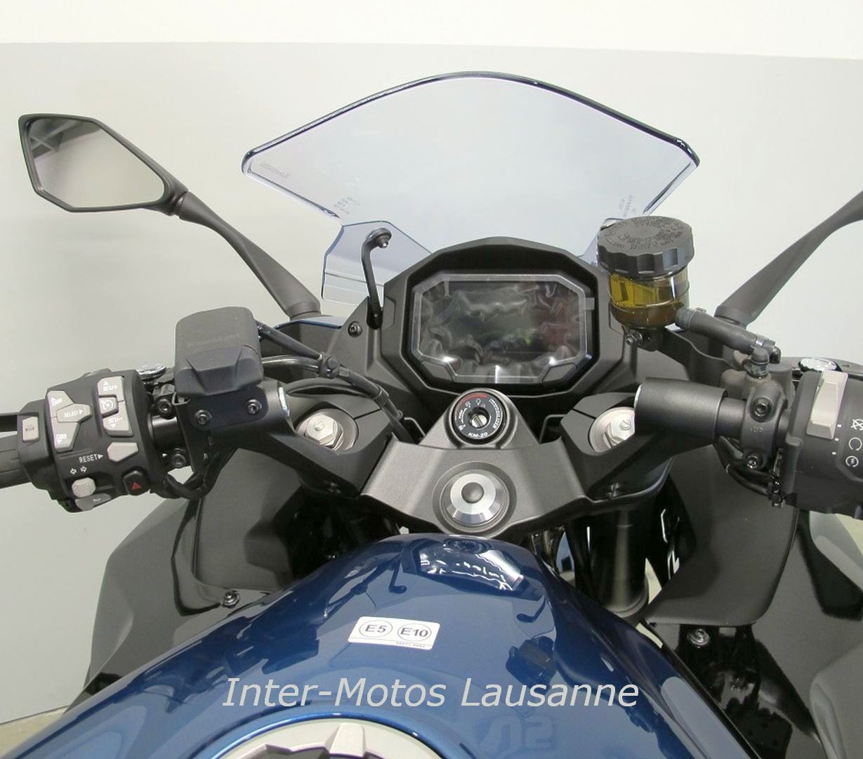 KAWASAKI NINJA 1100 SX SE-image-6